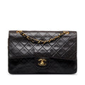 Chanel Medium Classic Lambskin Double Flap (SHG-VS5eDE)