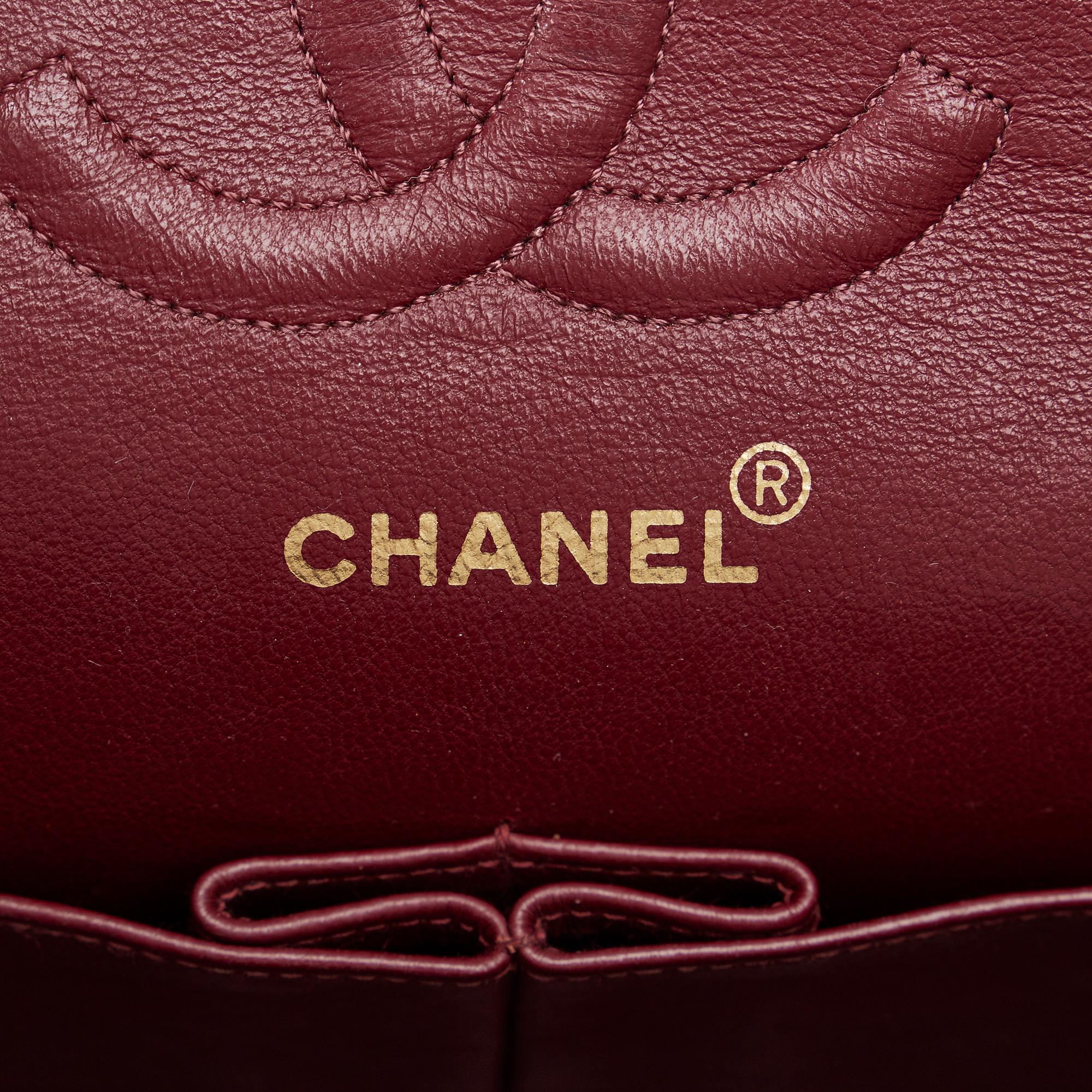 Chanel Medium Classic Lambskin Double Flap (SHG-hLYG9a)
