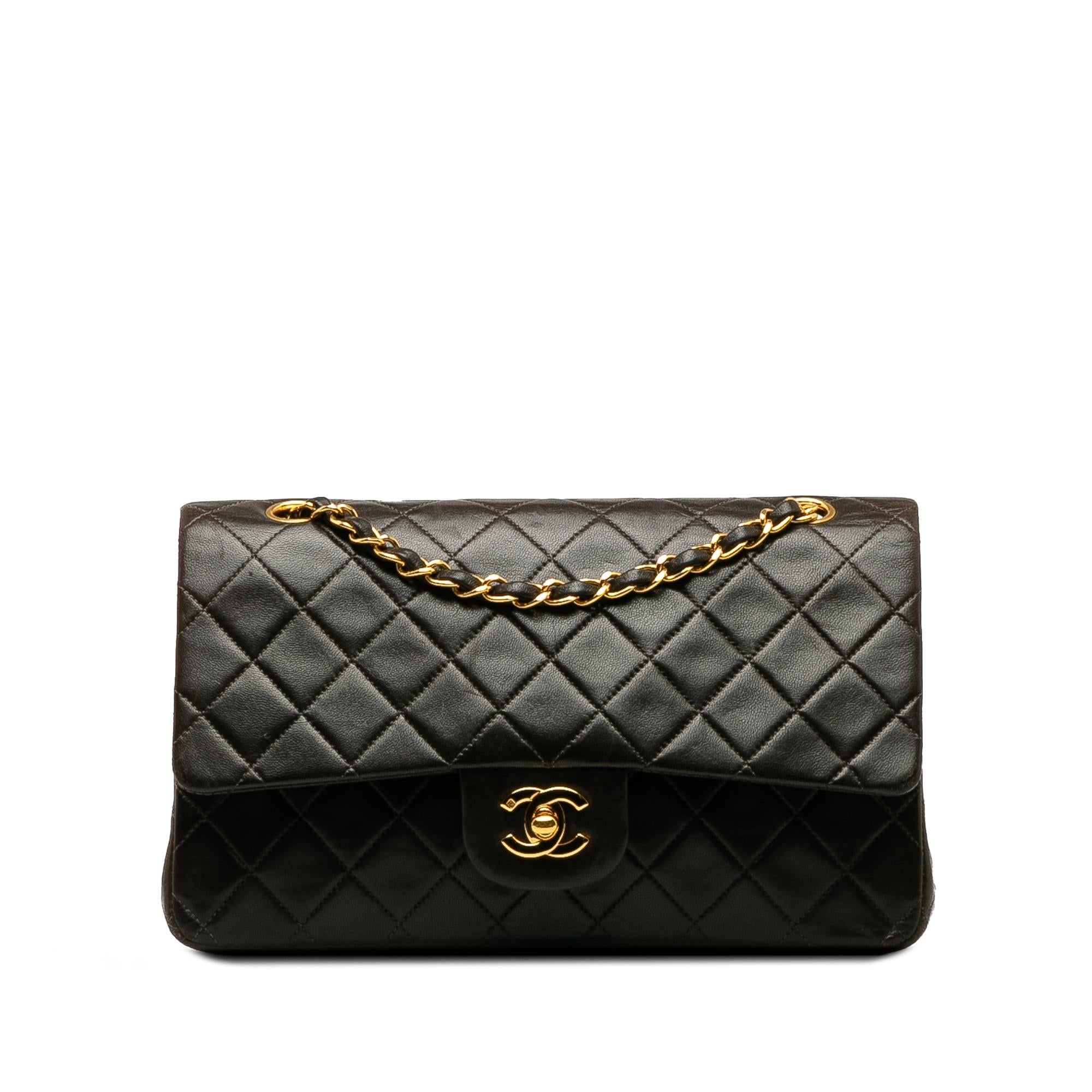 Chanel Medium Classic Lambskin Double Flap (SHG-kZvYcH)