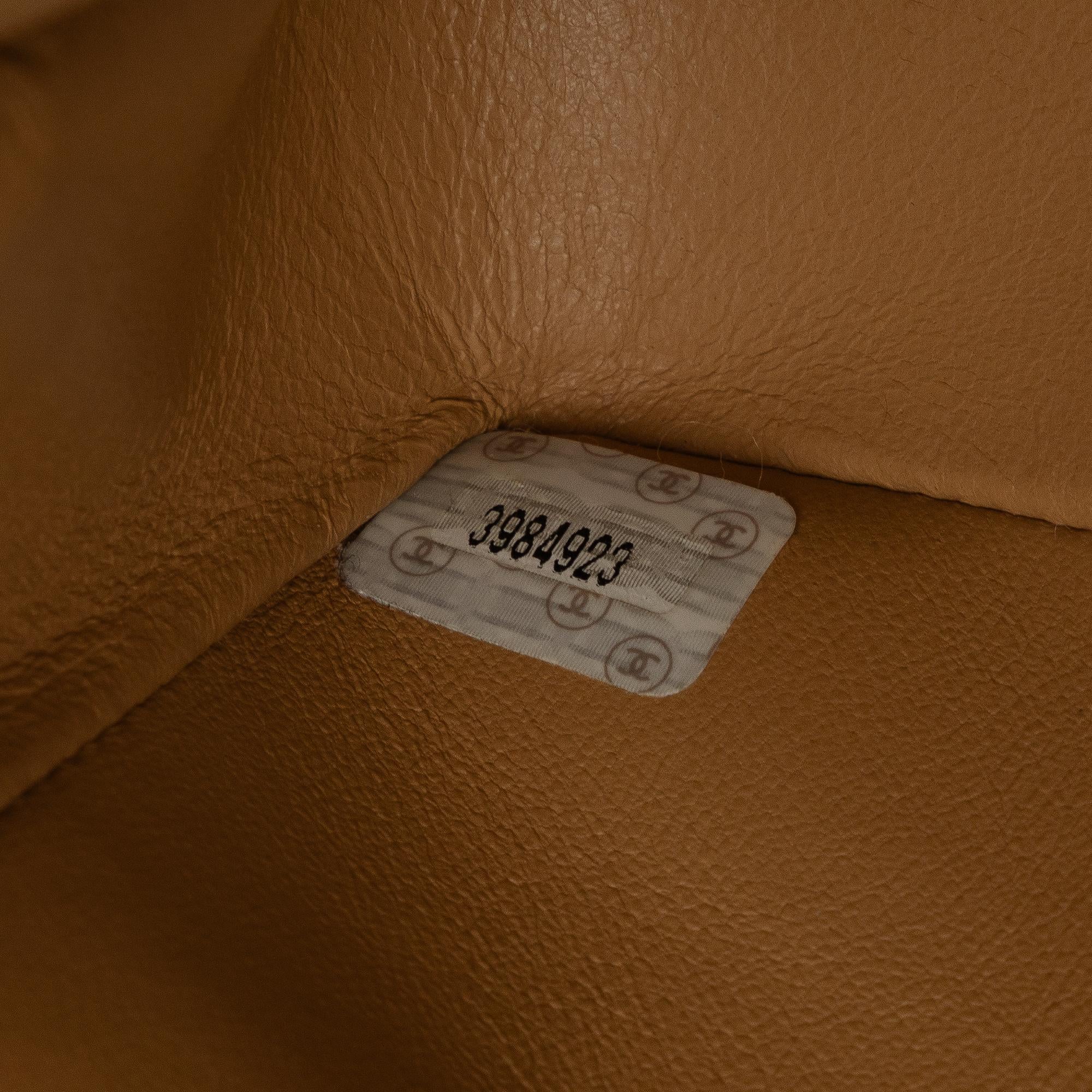 Chanel Medium Classic Lambskin Double Flap (SHG-FTtjY2)