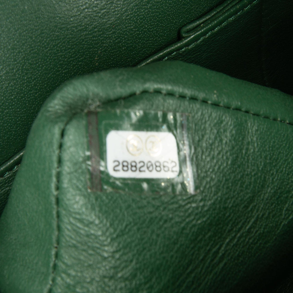 Chanel Medium Classic Lambskin Double Flap (SHG-HhOlbE)
