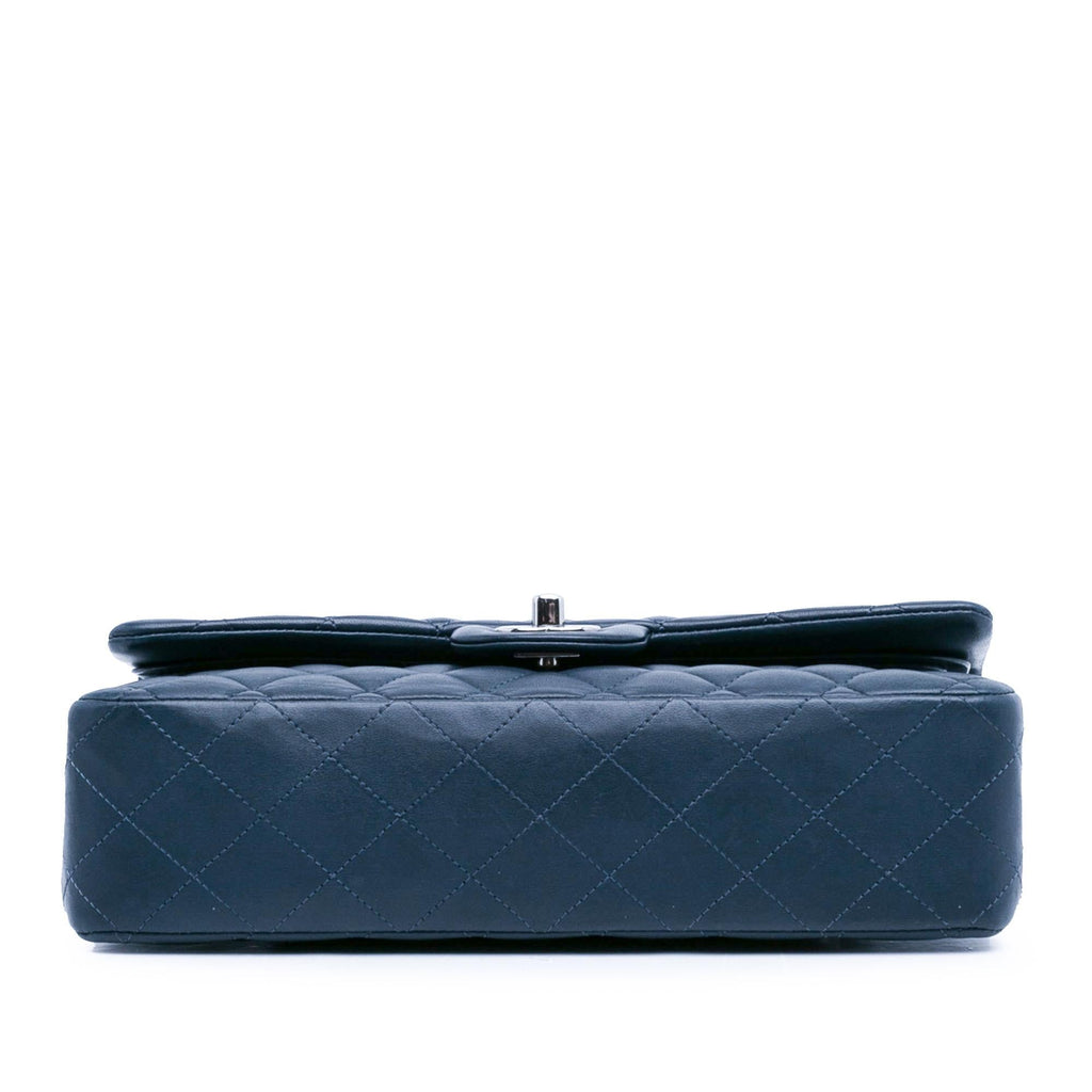 Chanel Medium Classic Lambskin Double Flap (SHG-Zld1fh)