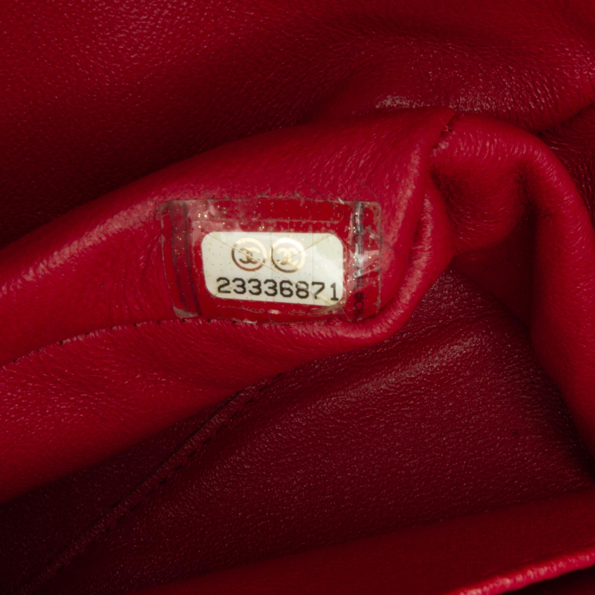 Chanel Medium Classic Lambskin Double Flap (SHG-6UdiQp)