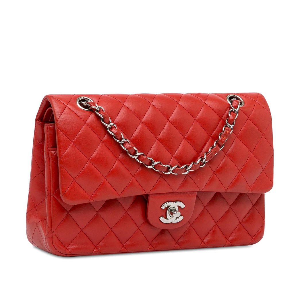 Chanel Medium Classic Lambskin Double Flap (SHG-6e5LDW)