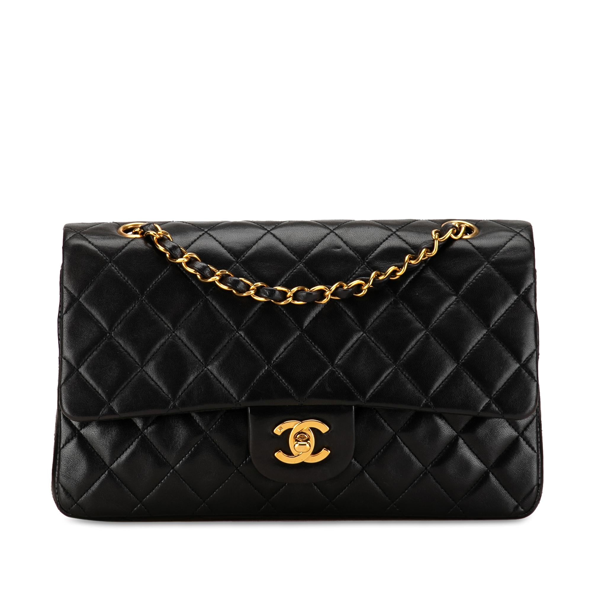 Chanel Medium Classic Lambskin Double Flap (SHG-U6XslK)