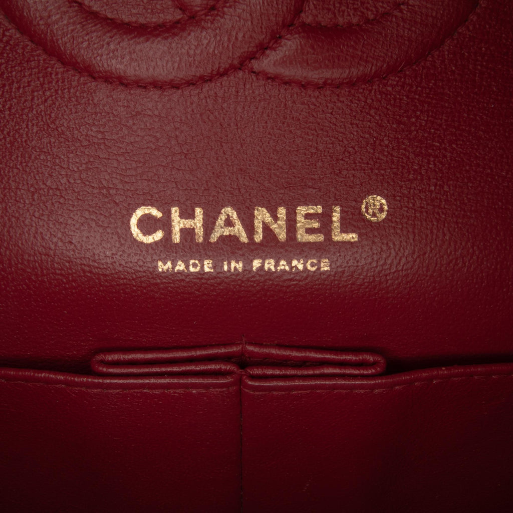 Chanel Medium Classic Lambskin Double Flap (SHG-VyY1OR)