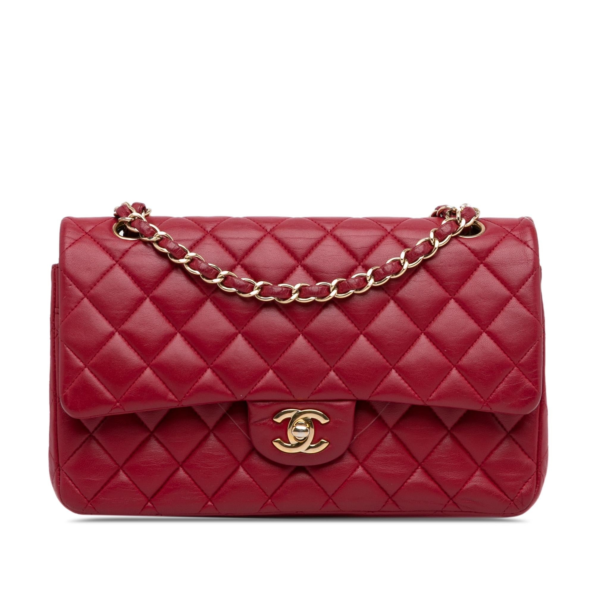 Chanel Medium Classic Lambskin Double Flap (SHG-VyY1OR)