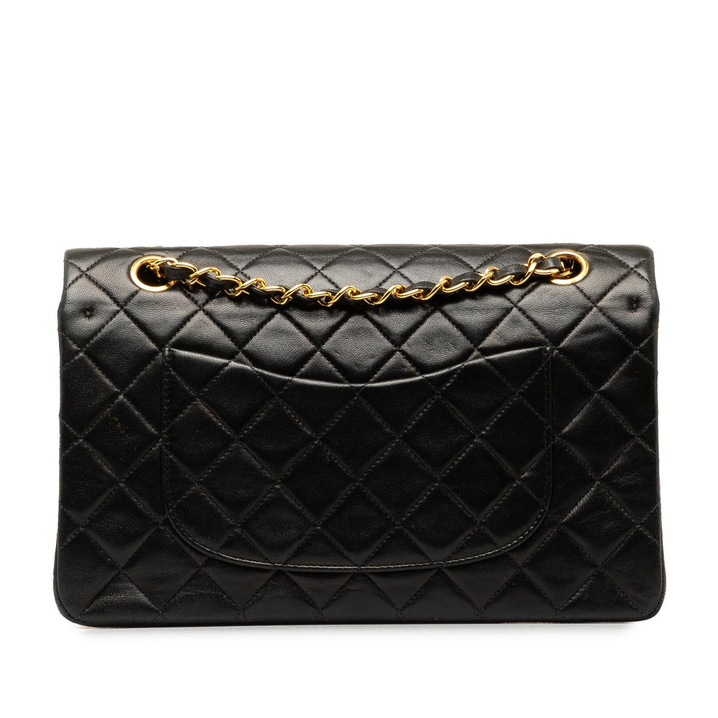 Chanel Medium Classic Lambskin Double Flap (SHG-9pZcmQ)