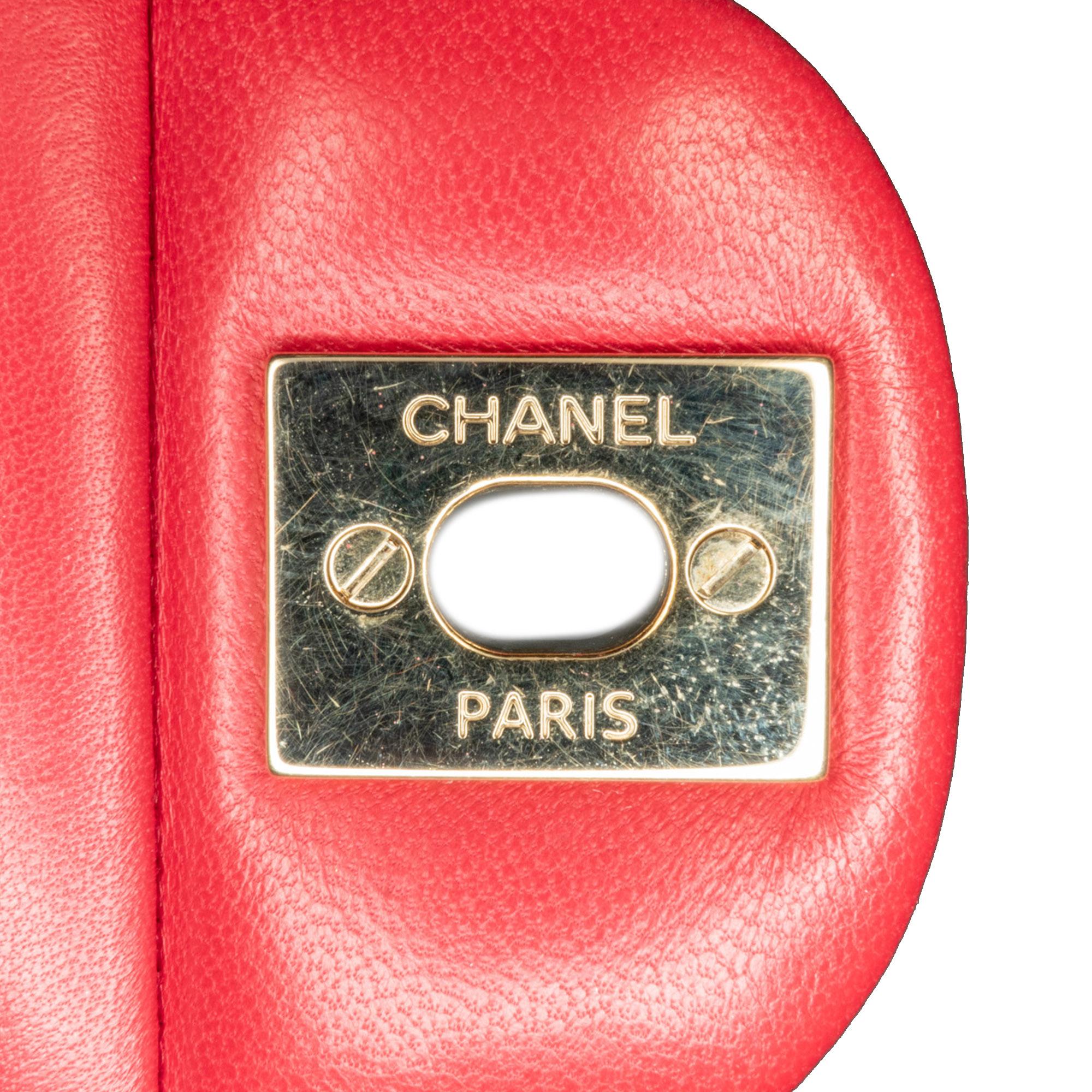 Chanel Medium Classic Lambskin Double Flap (SHG-oRuT74)