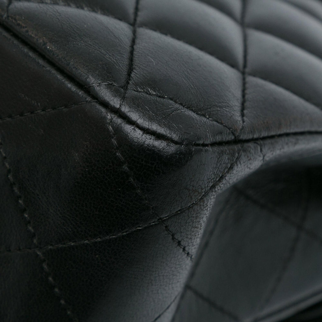 Chanel Medium Classic Lambskin Double Flap (SHG-ABhfkF)