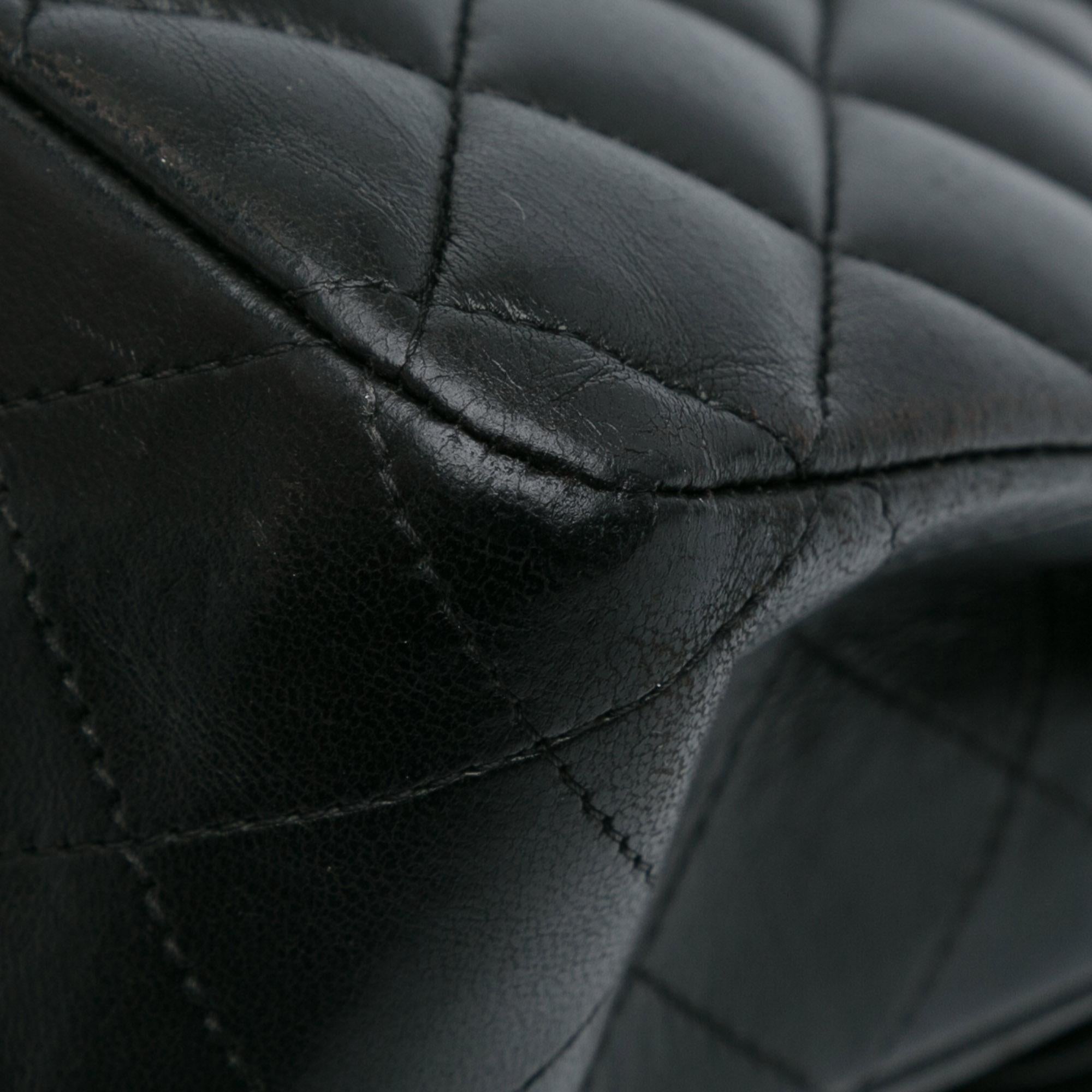 Chanel Medium Classic Lambskin Double Flap (SHG-ABhfkF)