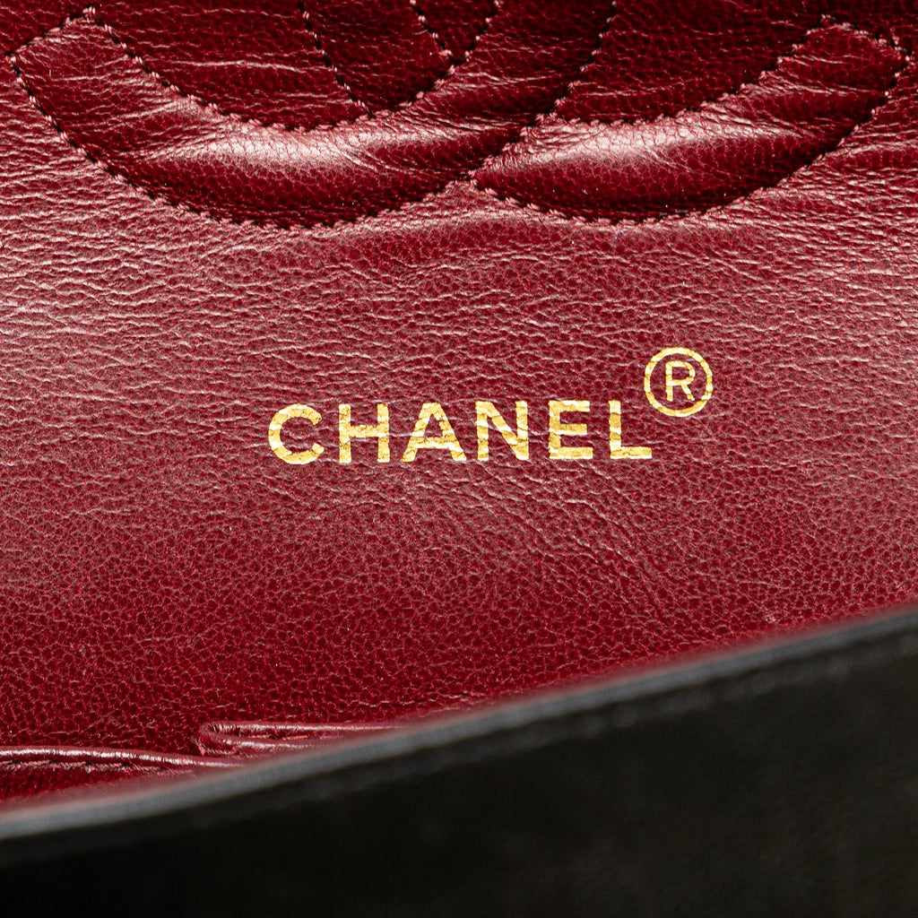 Chanel Medium Classic Lambskin Double Flap (SHG-2BQWuZ)