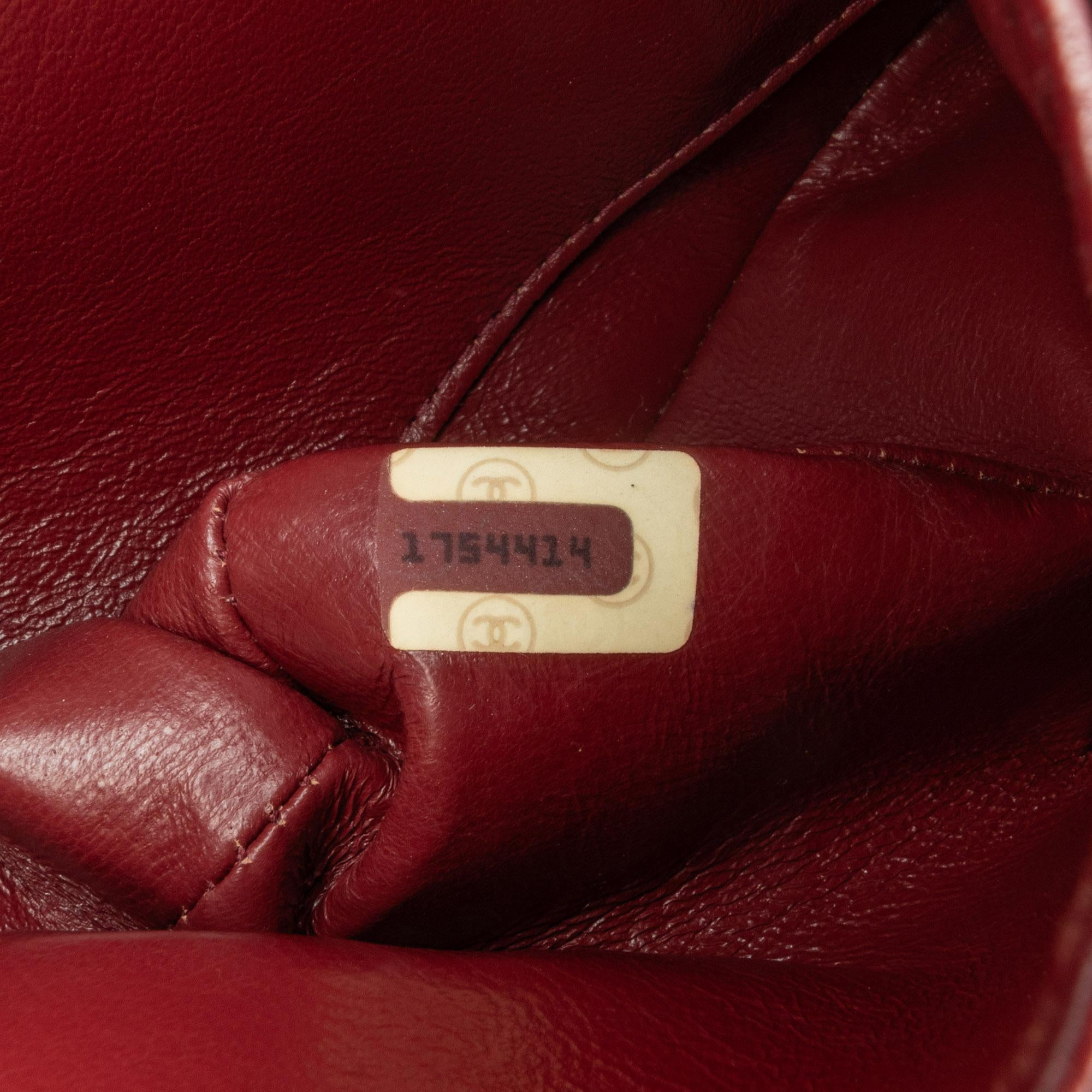Chanel Medium Classic Lambskin Double Flap (SHG-gDhpB9)