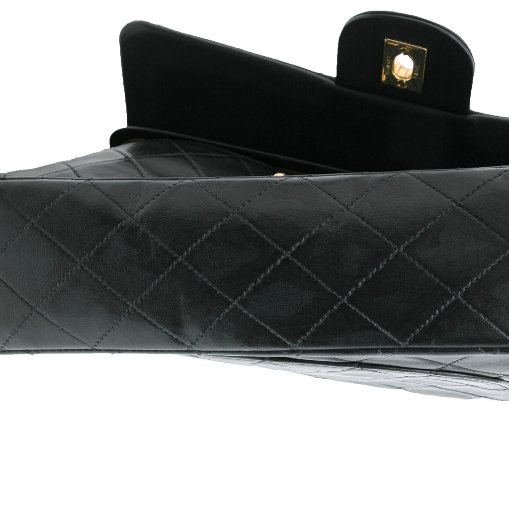 Chanel Medium Classic Lambskin Double Flap (SHG-gDhpB9)