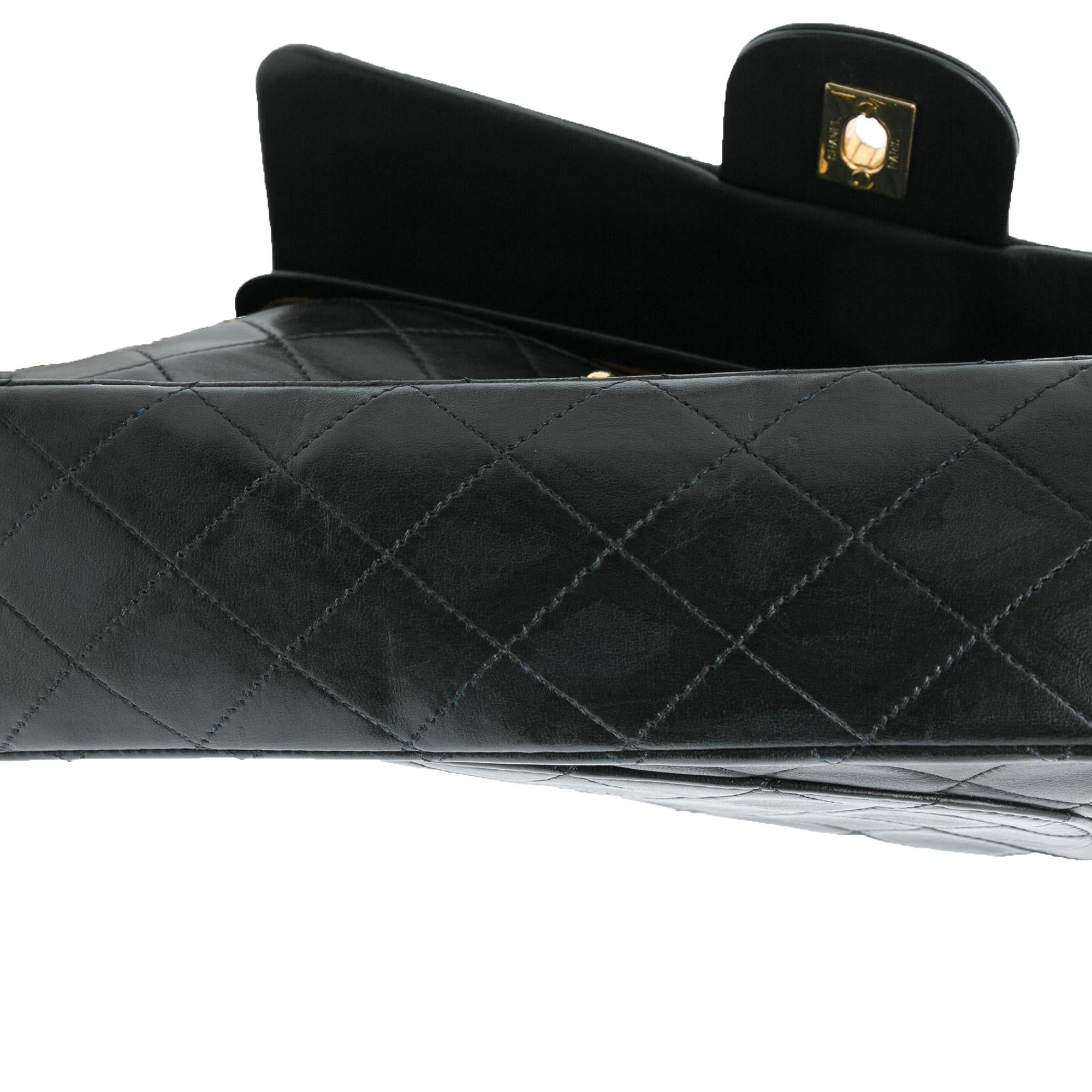 Chanel Medium Classic Lambskin Double Flap (SHG-gDhpB9)