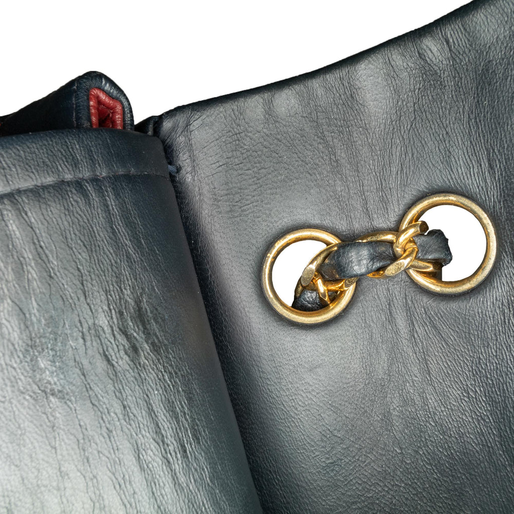 Chanel Medium Classic Lambskin Double Flap (SHG-gDhpB9)