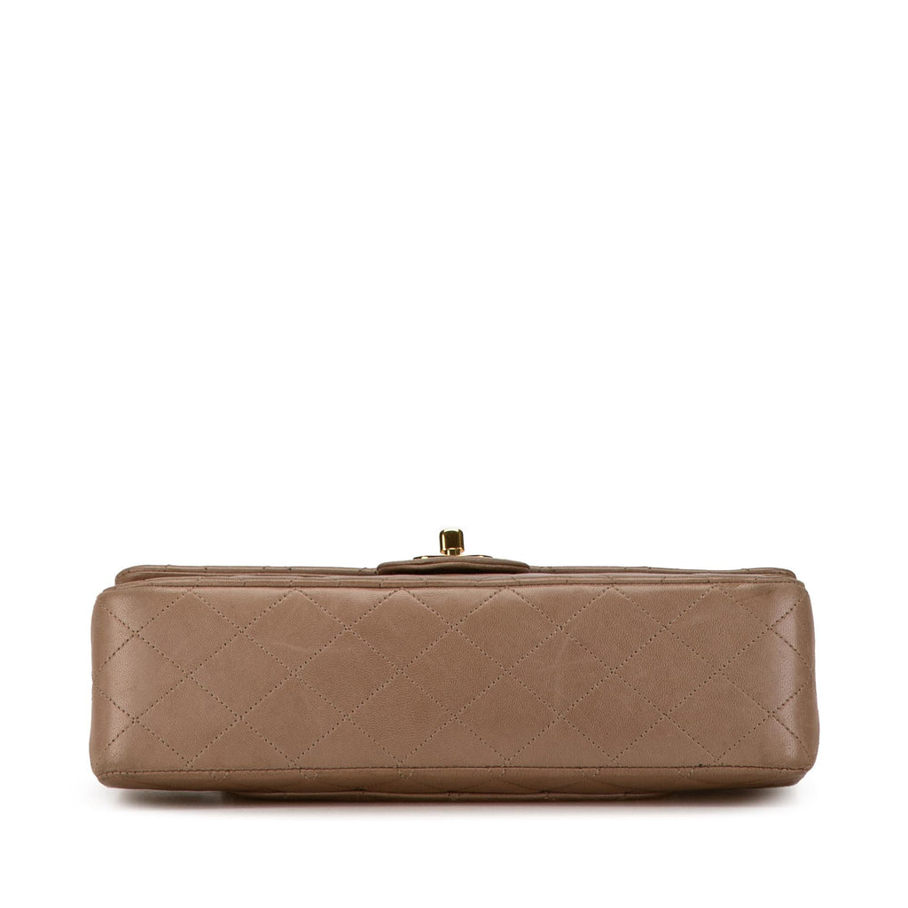 Chanel Medium Classic Lambskin Double Flap (SHG-oPVKa3)
