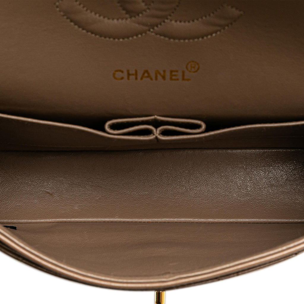 Chanel Medium Classic Lambskin Double Flap (SHG-oPVKa3)