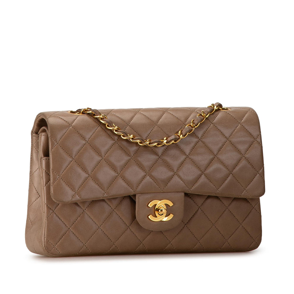 Chanel Medium Classic Lambskin Double Flap (SHG-oPVKa3)