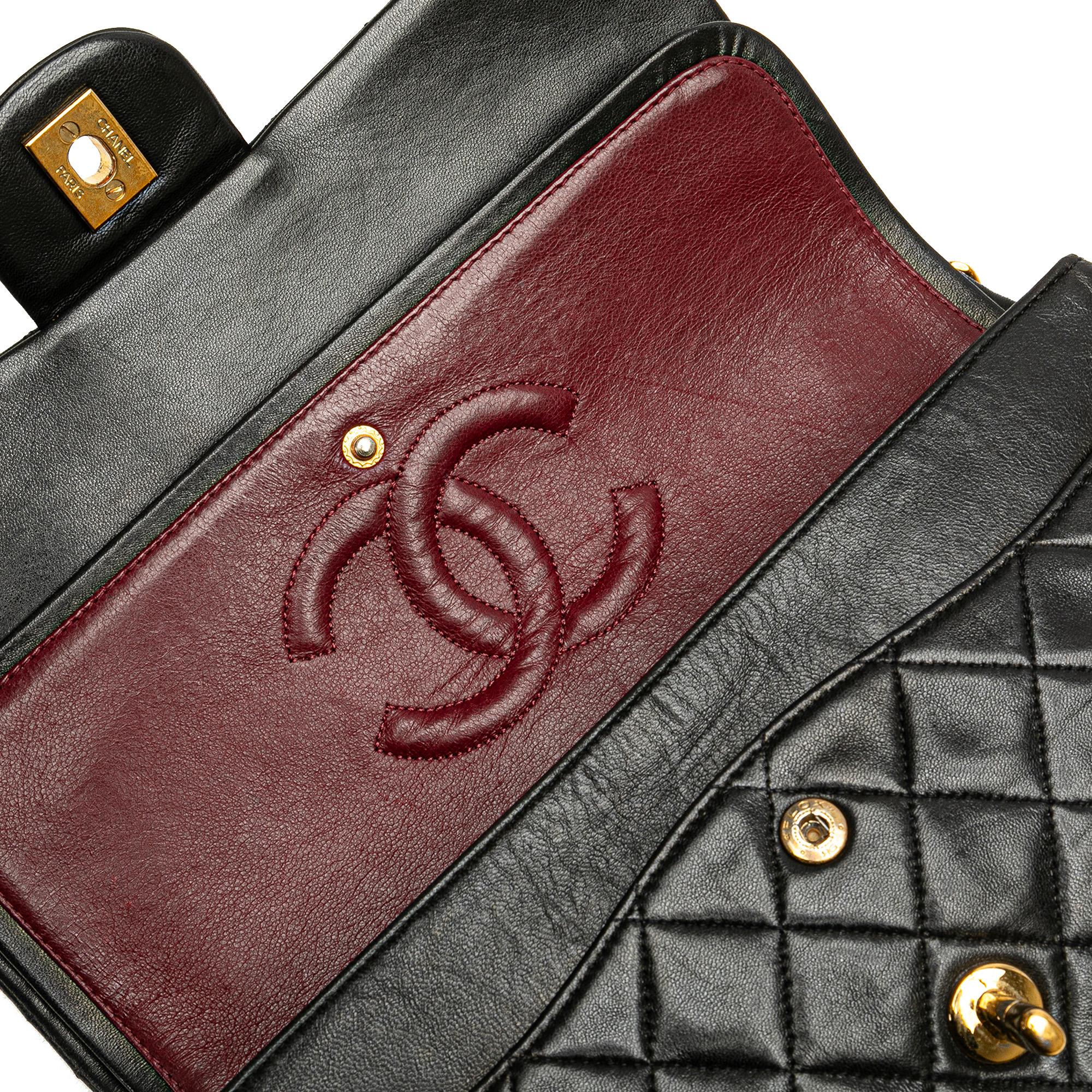 Chanel Medium Classic Lambskin Double Flap (SHG-EItNre)