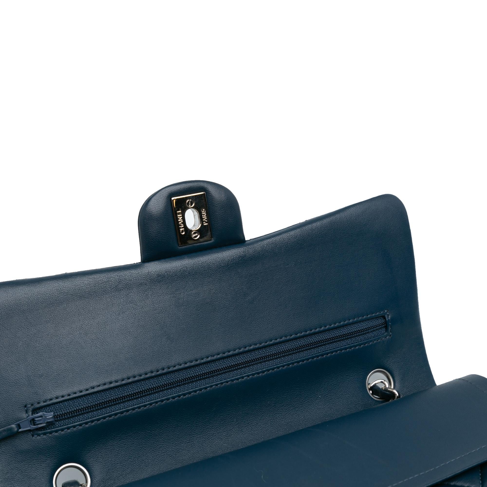 Chanel Medium Classic Lambskin Double Flap (SHG-35Xgum)