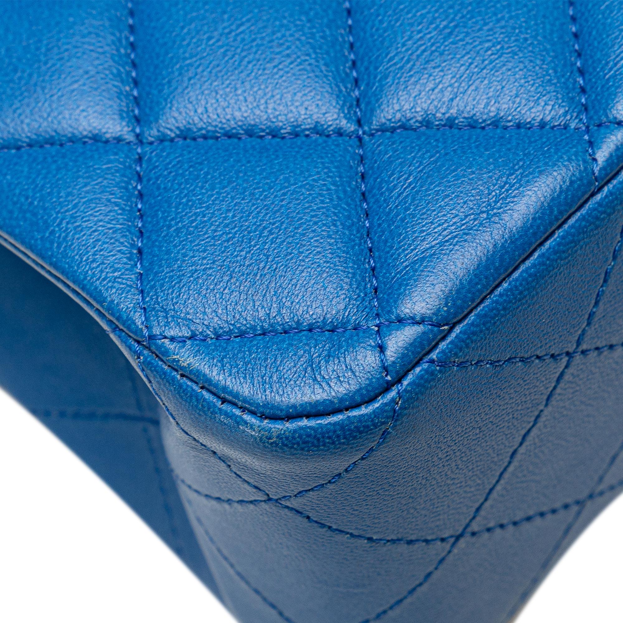 Chanel Medium Classic Lambskin Double Flap (SHG-HyZFBE)