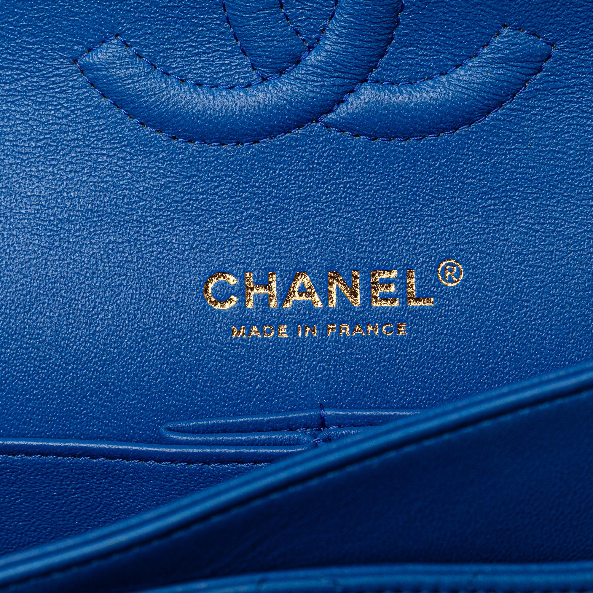 Chanel Medium Classic Lambskin Double Flap (SHG-HyZFBE)
