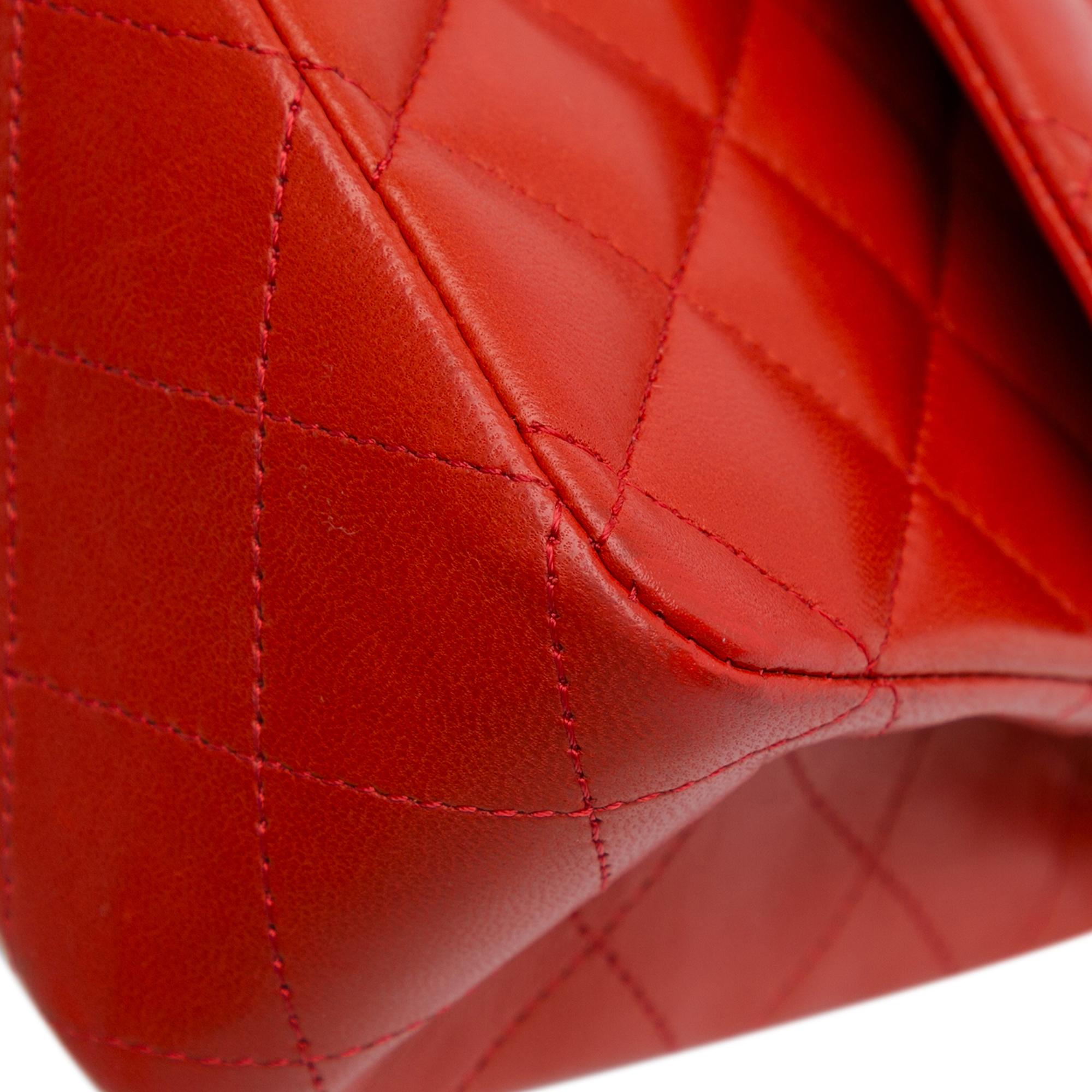 Chanel Medium Classic Lambskin Double Flap (SHG-E5gZeT)