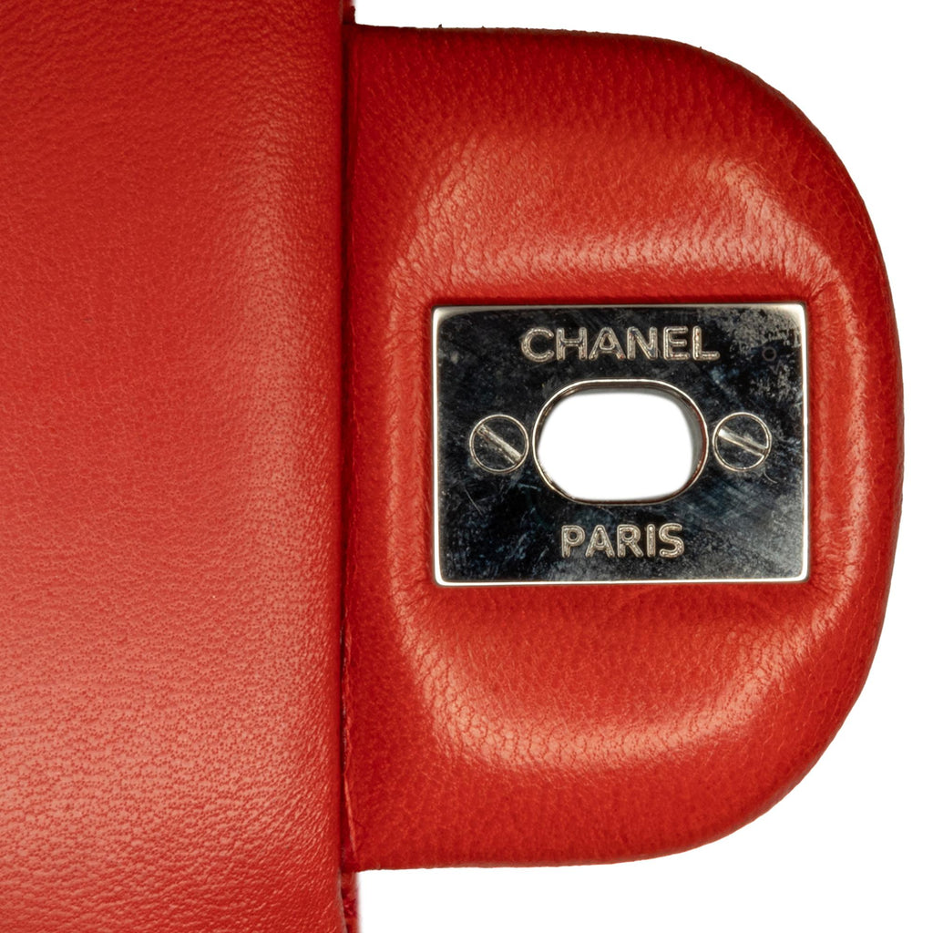 Chanel Medium Classic Lambskin Double Flap (SHG-hCviYB)