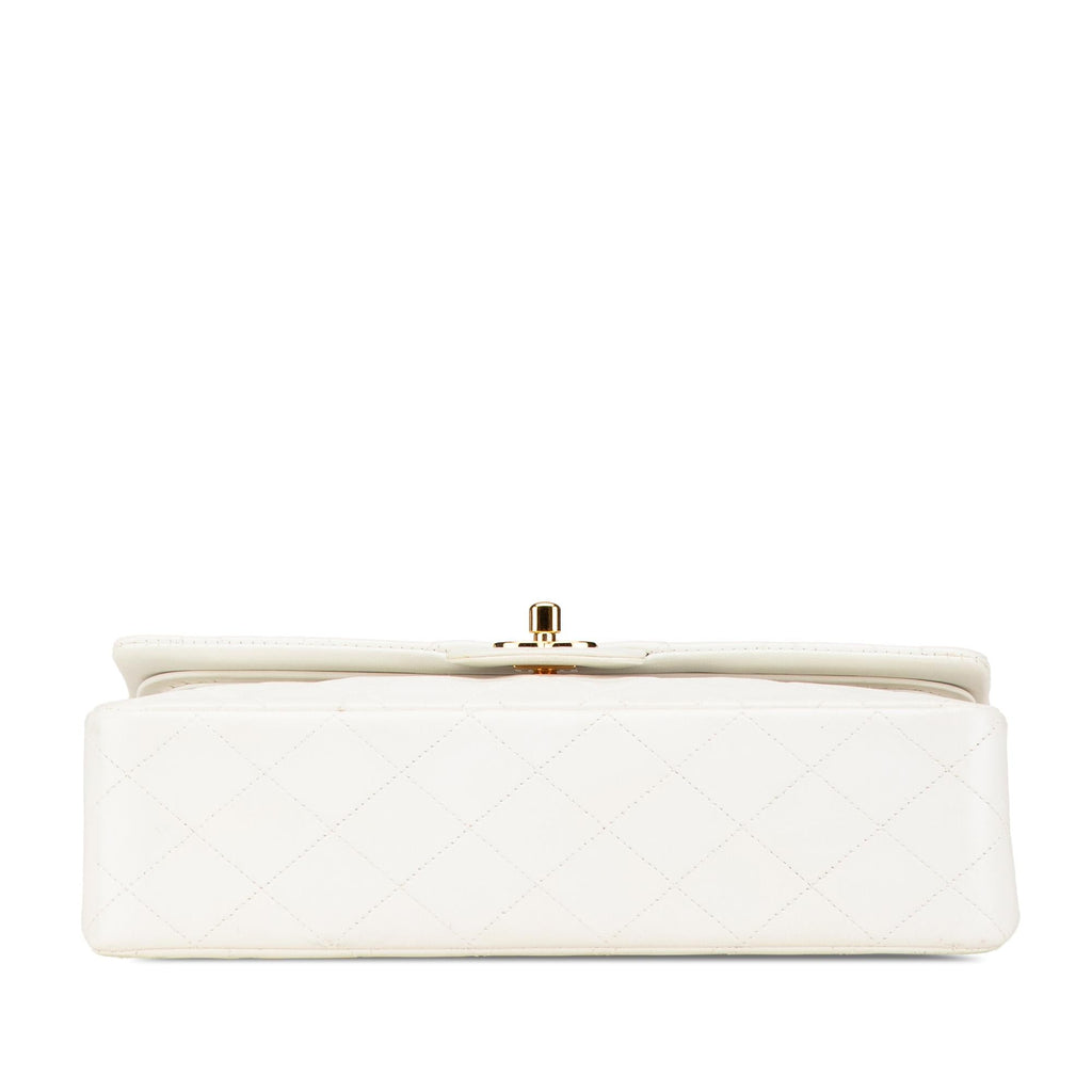 Chanel Medium Classic Lambskin Double Flap (SHG-xjMT3Y)