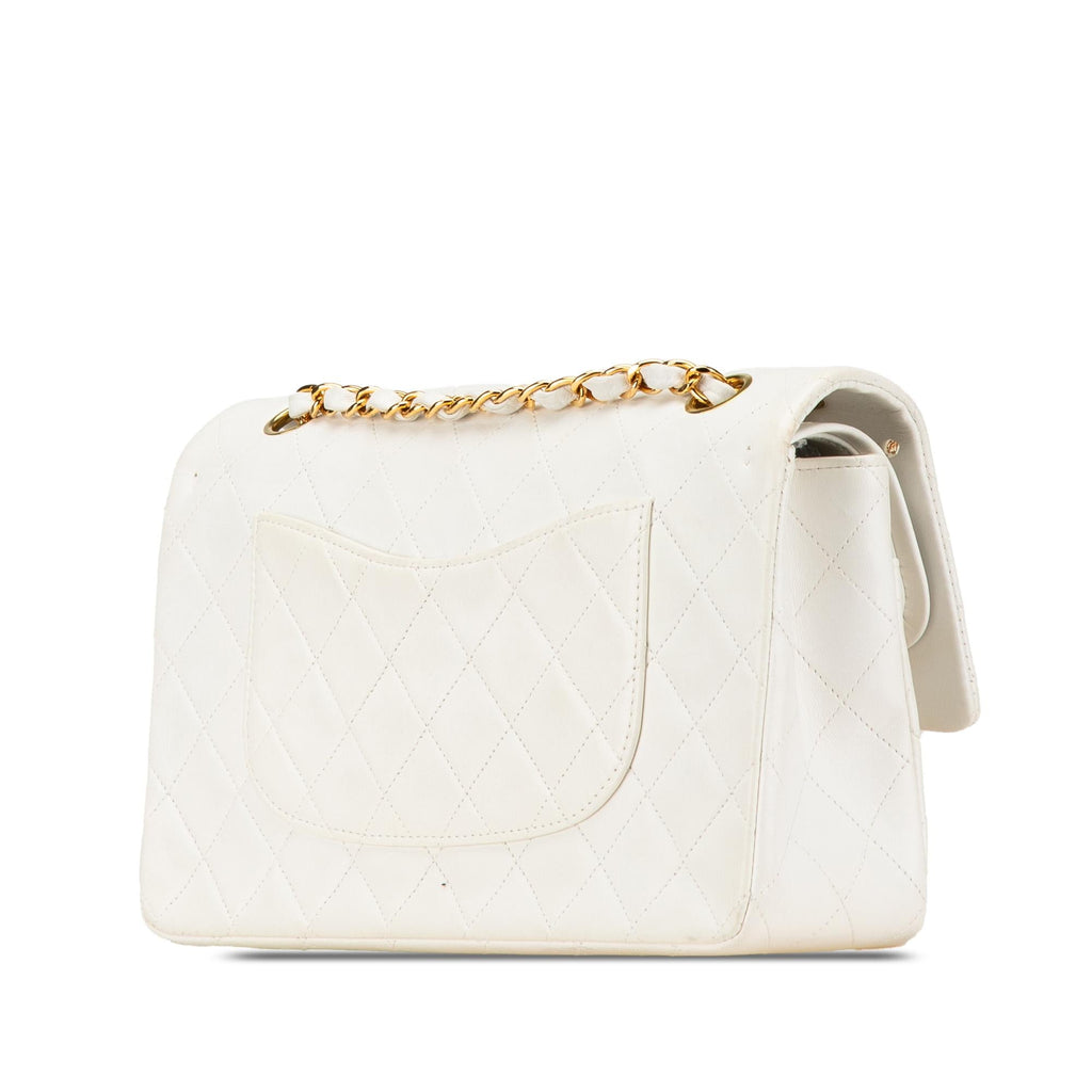 Chanel Medium Classic Lambskin Double Flap (SHG-xjMT3Y)
