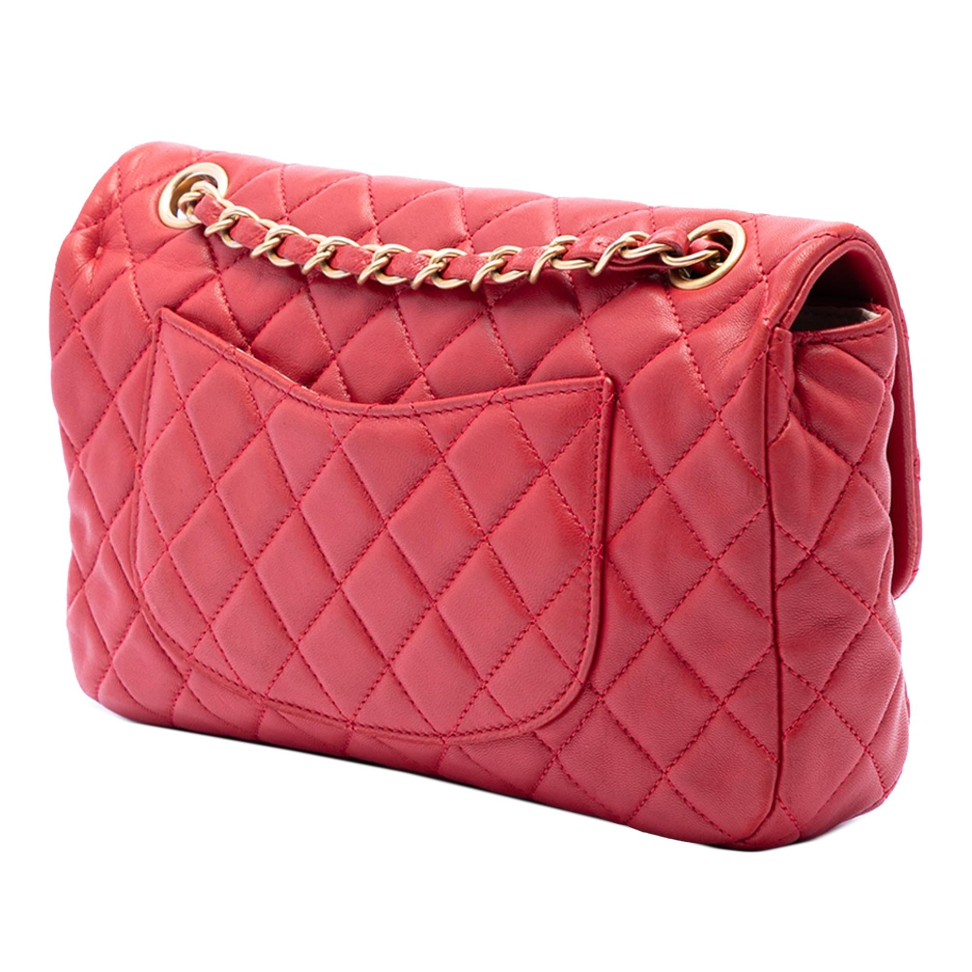 Chanel Medium Classic Lambskin Marine Charms Single Flap