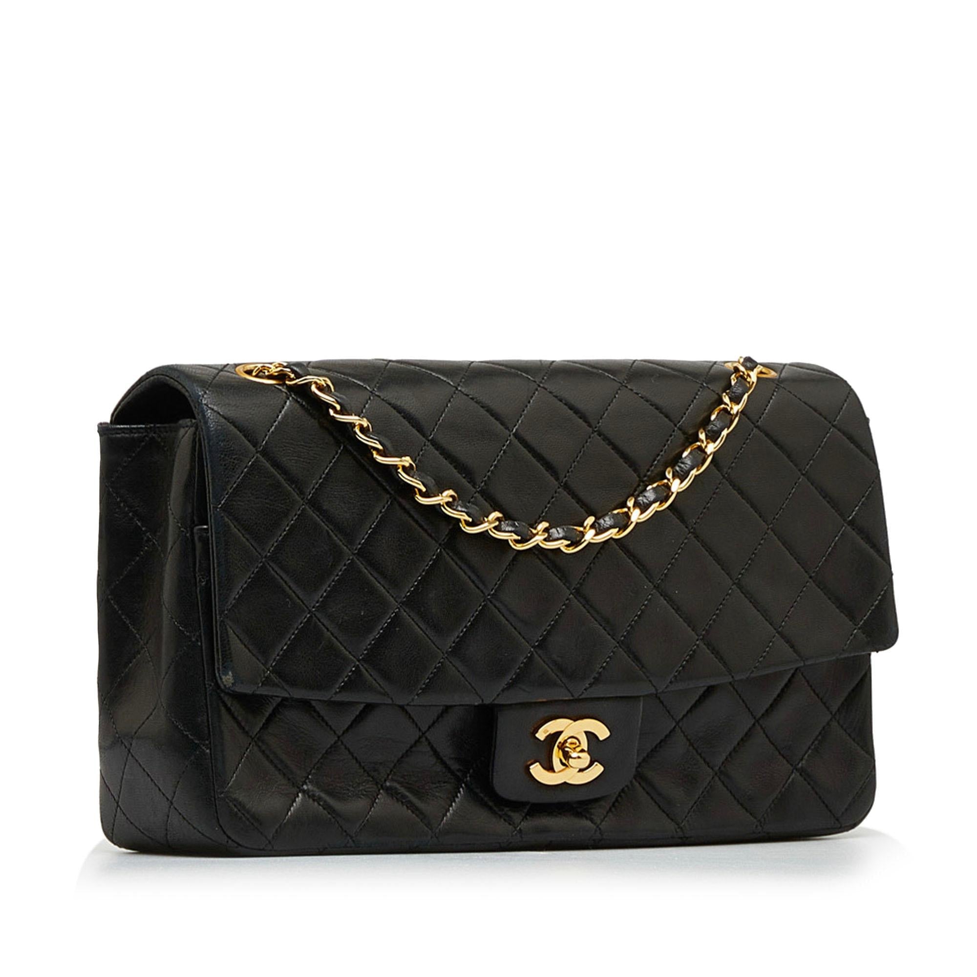 Chanel Medium Classic Lambskin Single Flap Bag (SHG-MX38qT)