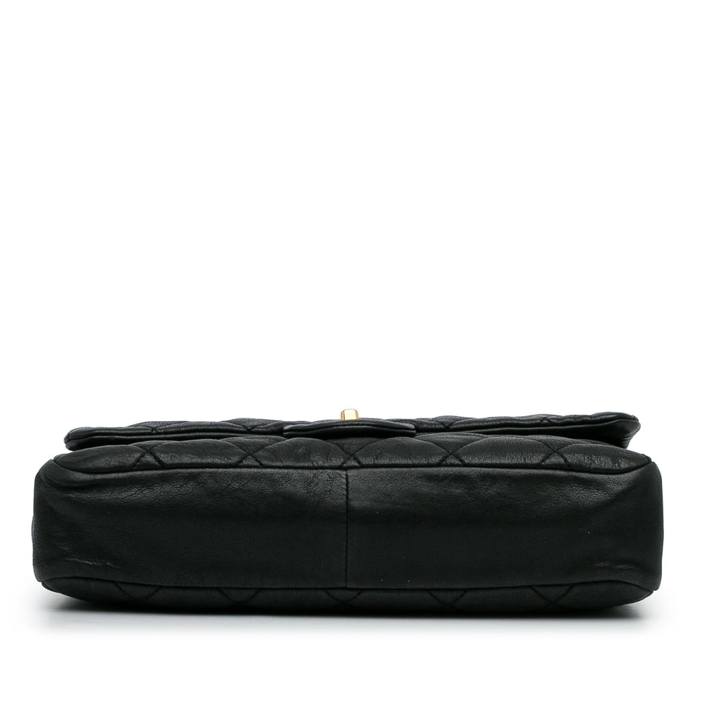 Chanel Medium Classic Lambskin Single Flap (SHG-OBN1xh)