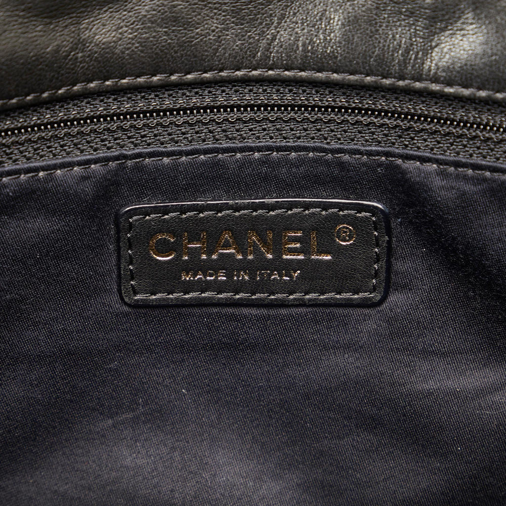 Chanel Medium Classic Lambskin Single Flap (SHG-IvYGNR)