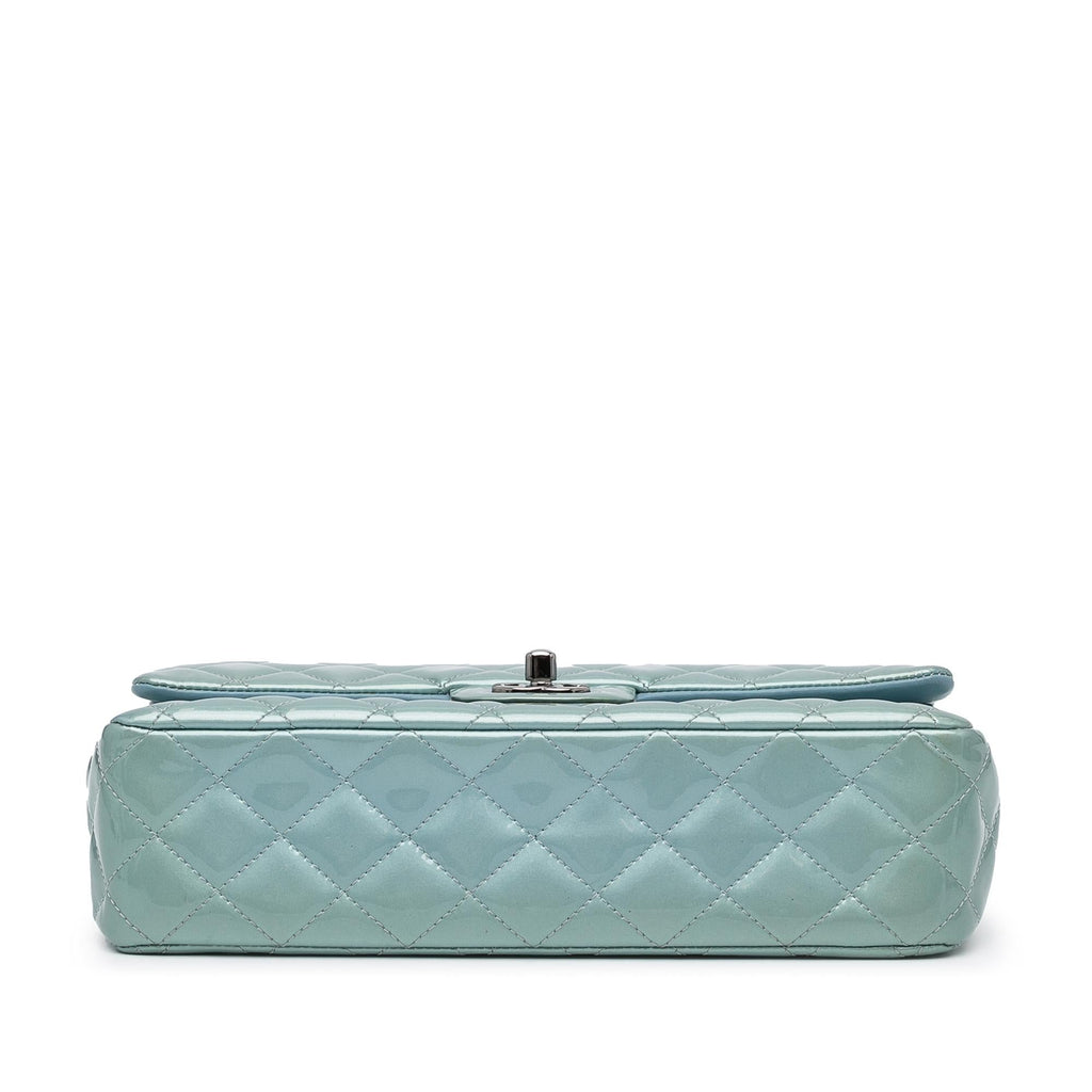 Chanel Medium Classic Patent Double Flap (SHG-cjeRoa)