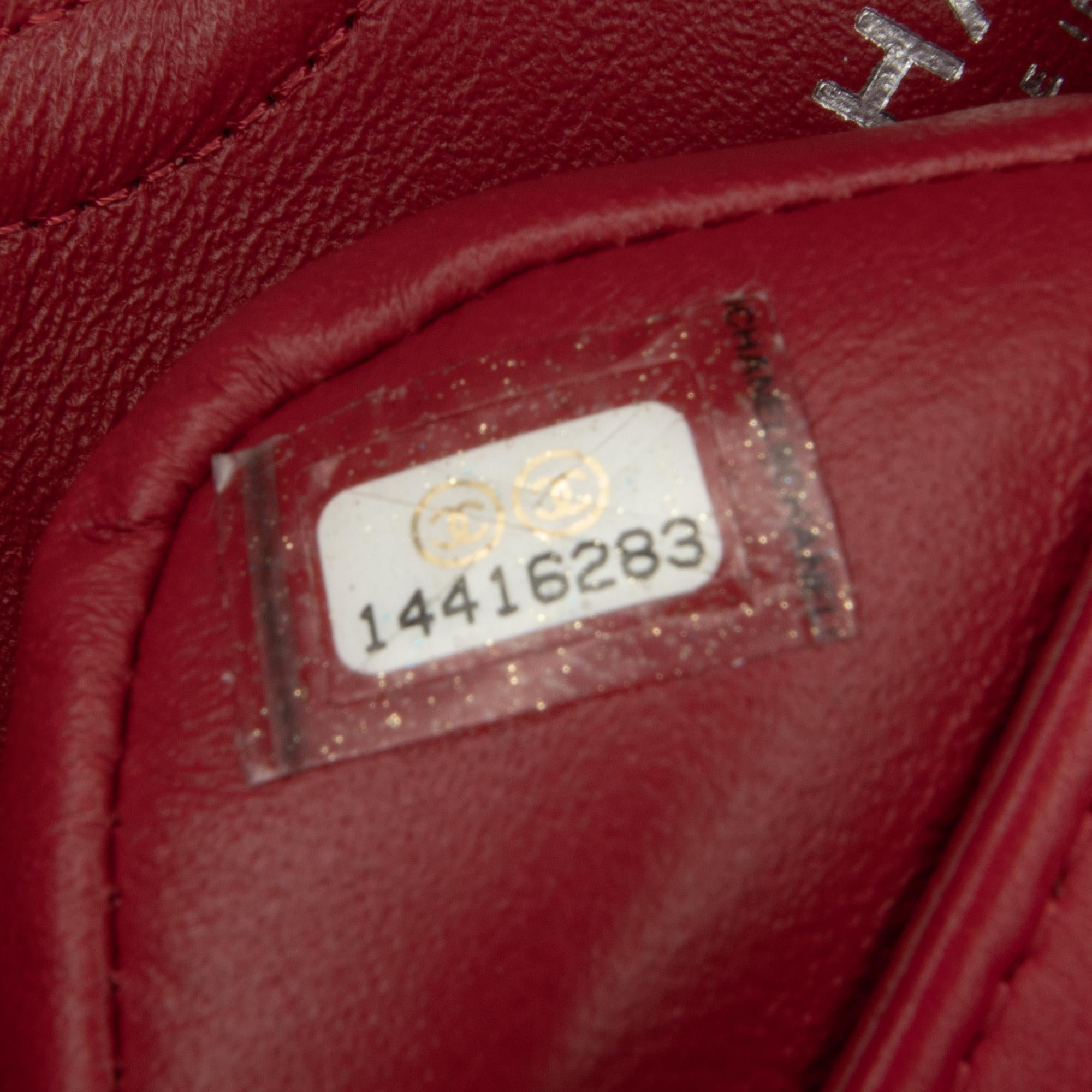 Chanel Medium Classic Patent Double Flap (SHG-aWKJWo)