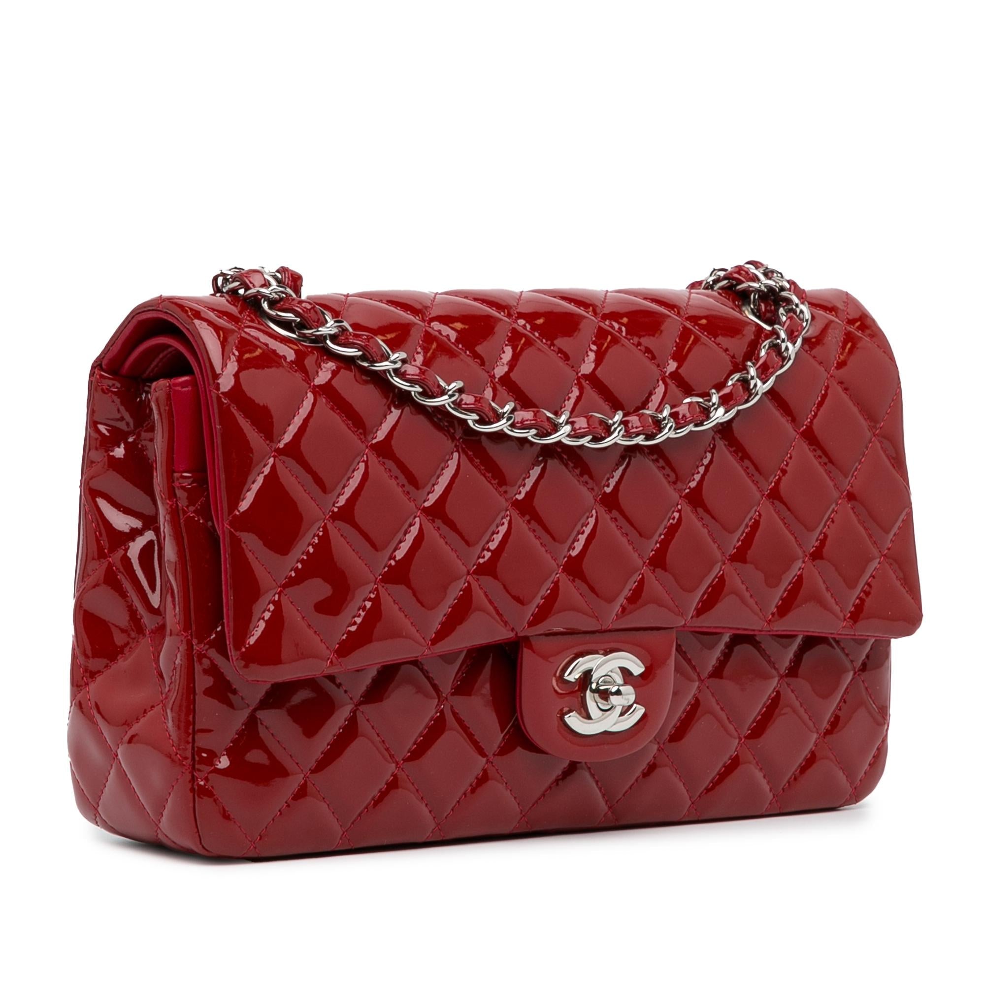 Chanel Medium Classic Patent Double Flap (SHG-aWKJWo)