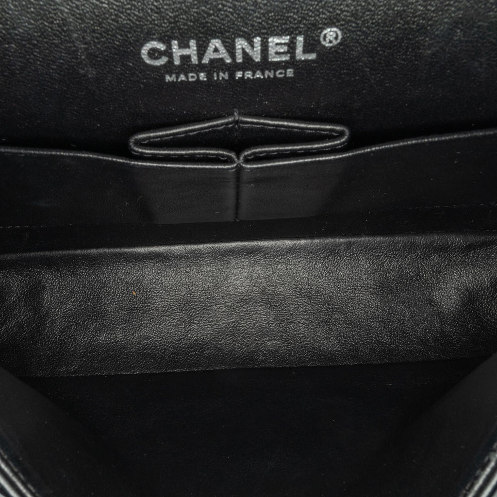 Chanel Medium Classic Patent Double Flap (SHG-RxvttZ)