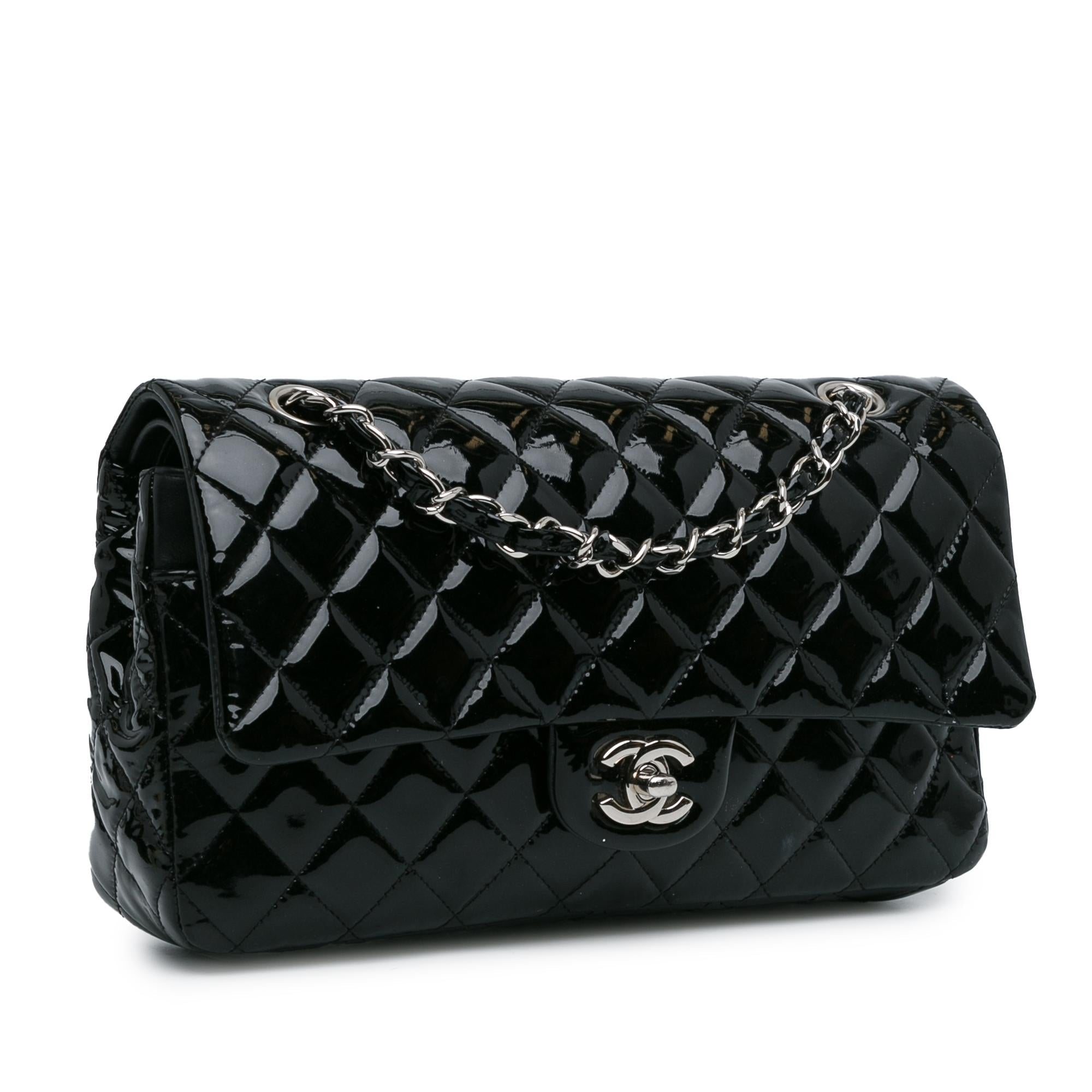 Chanel Medium Classic Patent Double Flap (SHG-RxvttZ)