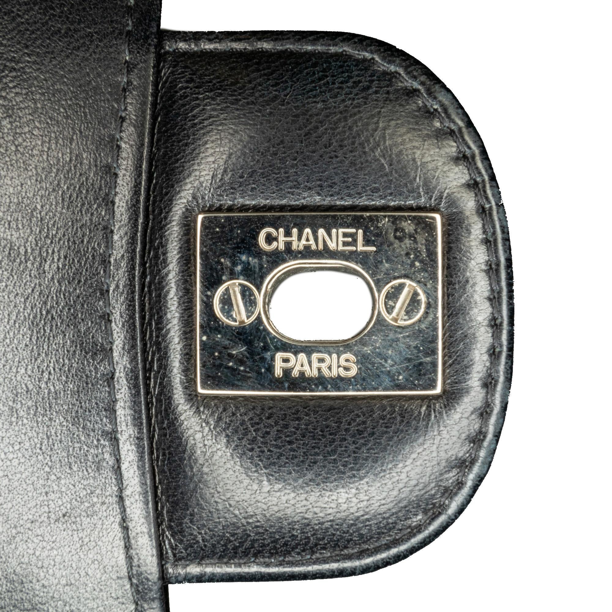 Chanel Medium Classic Patent Double Flap (SHG-YMfskG)