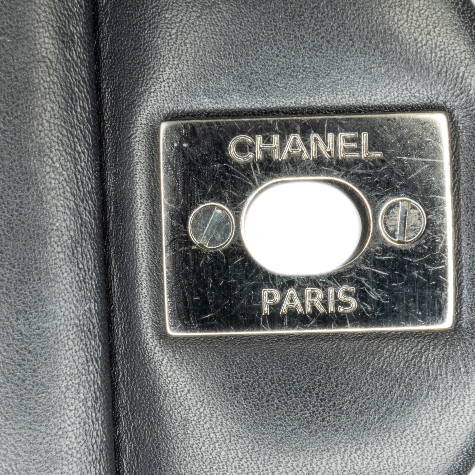 Chanel Medium Classic Patent Double Flap (SHG-BrQGTp)