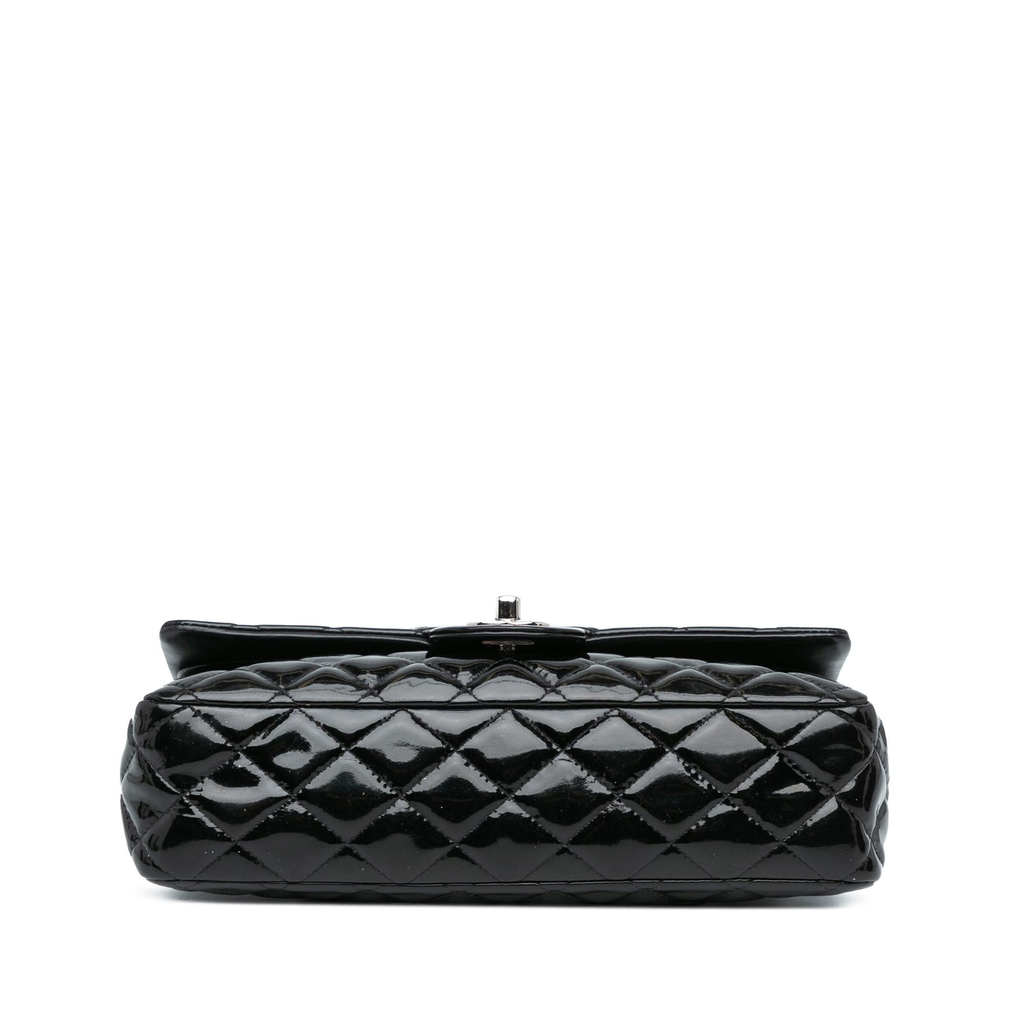 Chanel Medium Classic Patent Double Flap (SHG-dlmOm2)