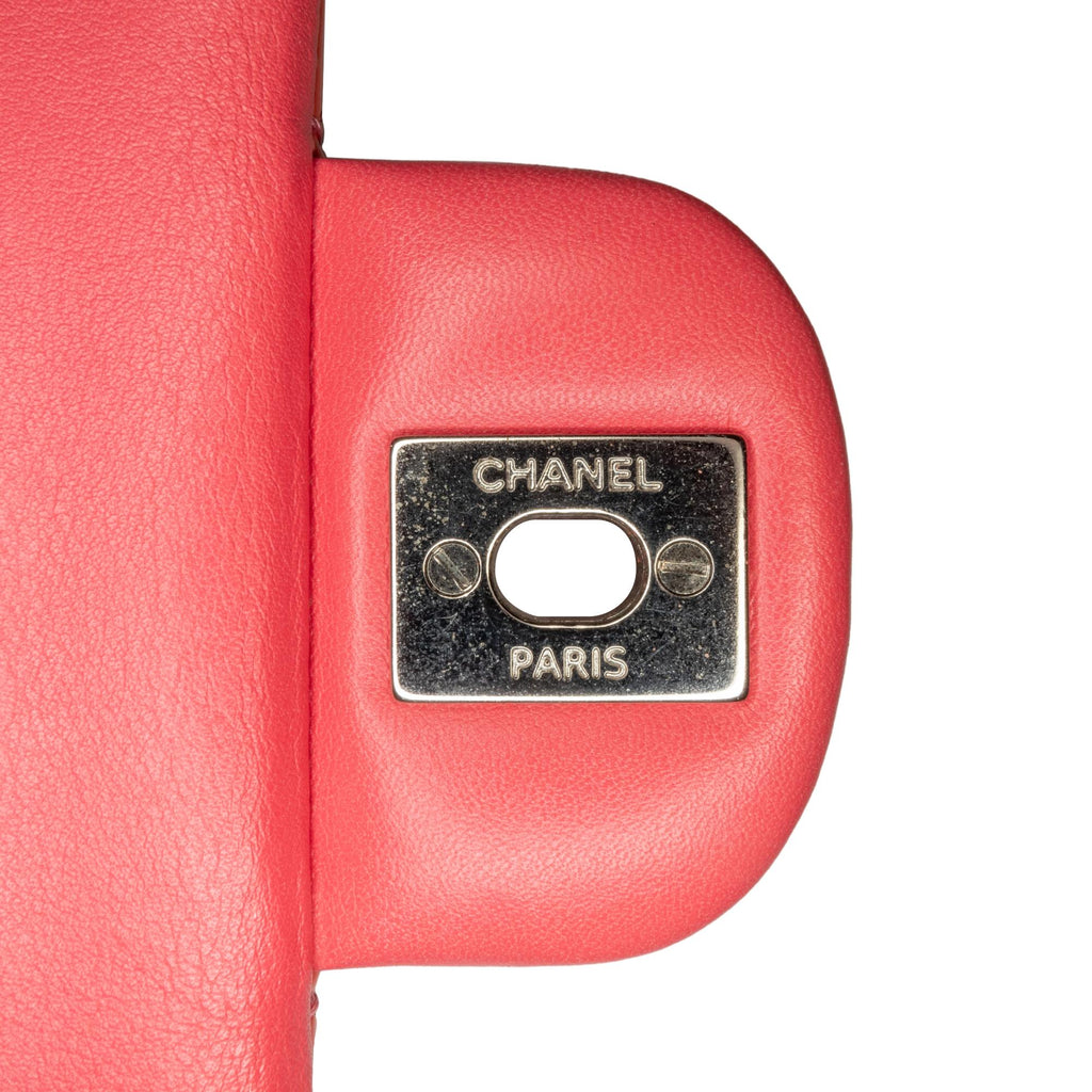 Chanel Medium Classic Patent Double Flap (SHG-ttUdn4)