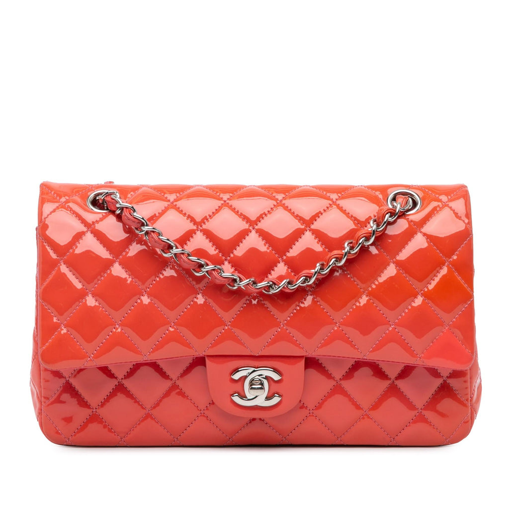 Chanel Medium Classic Patent Double Flap (SHG-ttUdn4)