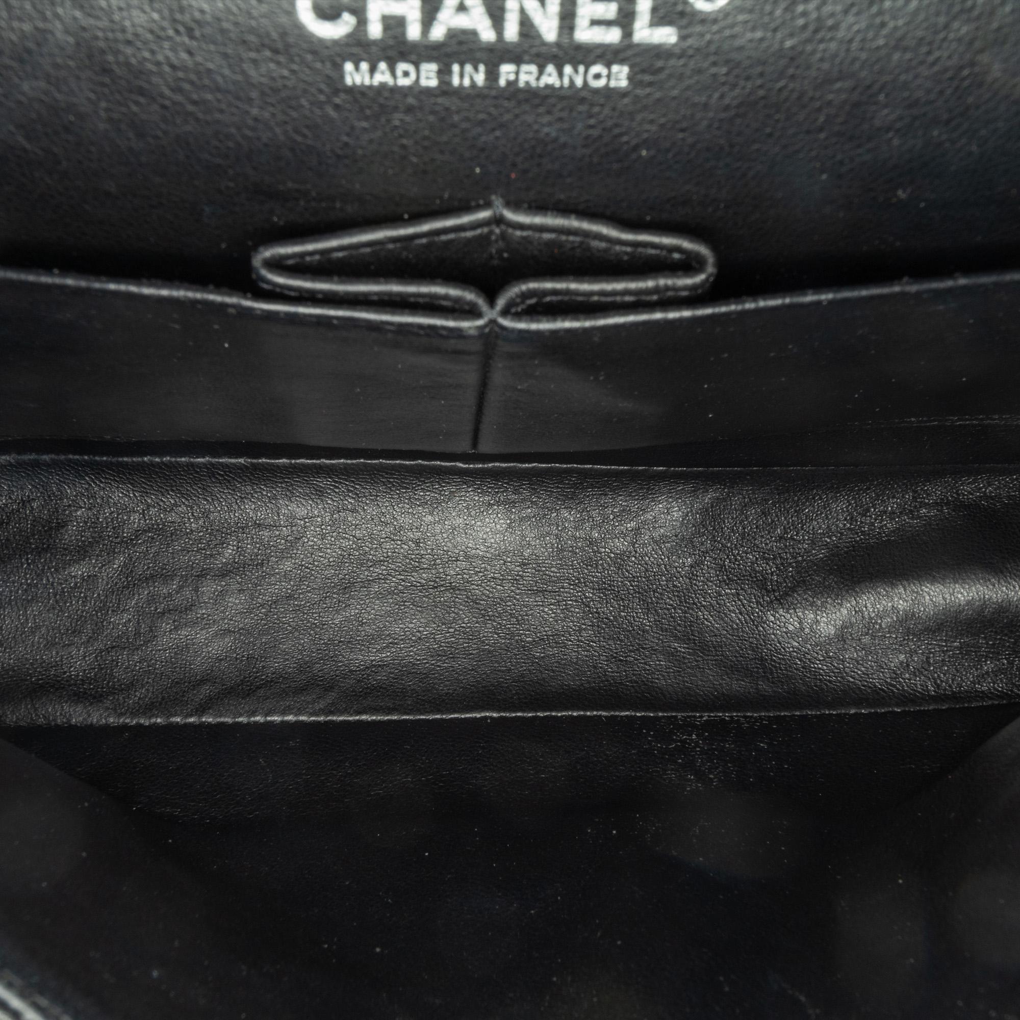 Chanel Medium Classic Patent Double Flap (SHG-f00ih4)