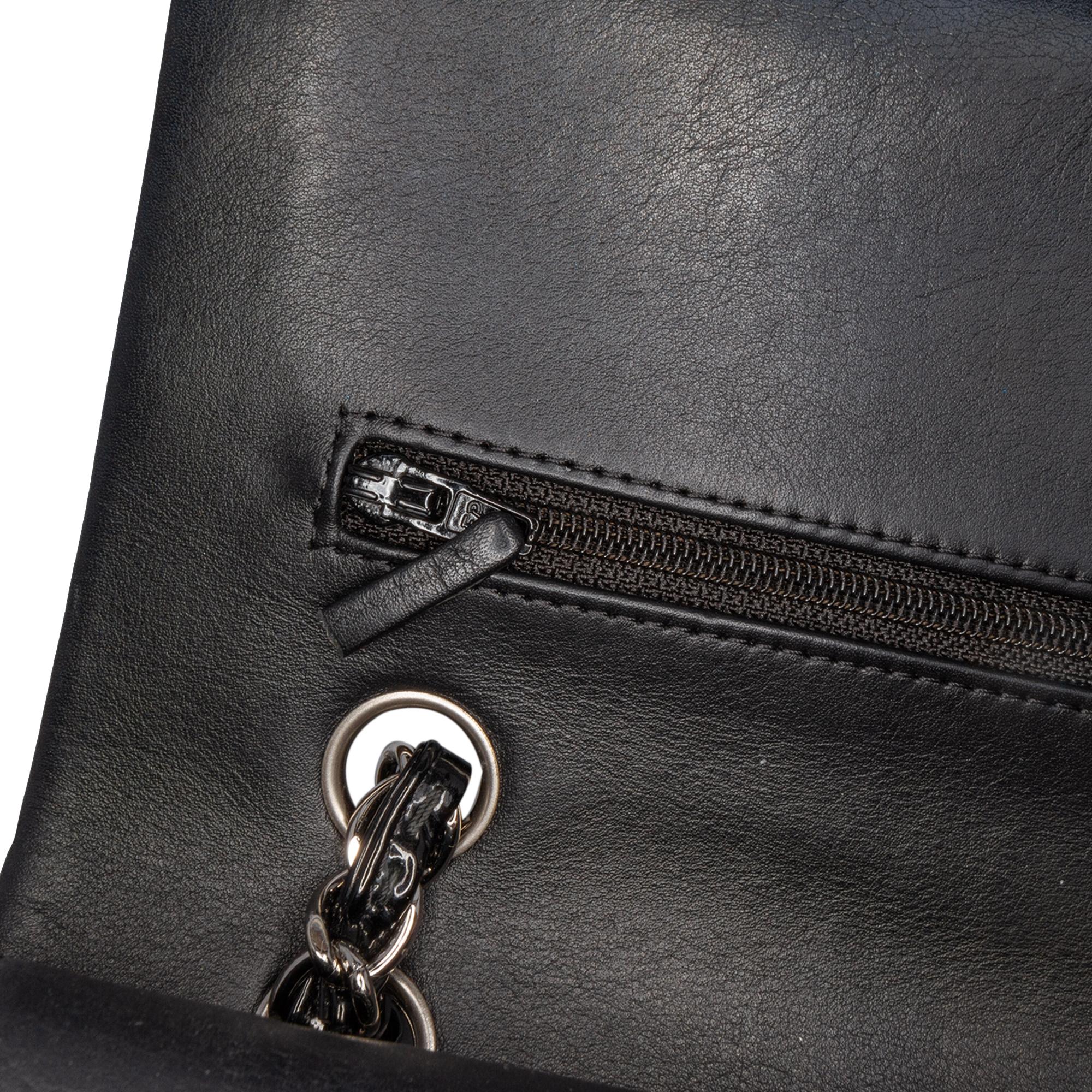 Chanel Medium Classic Patent Double Flap (SHG-p8CfGS)