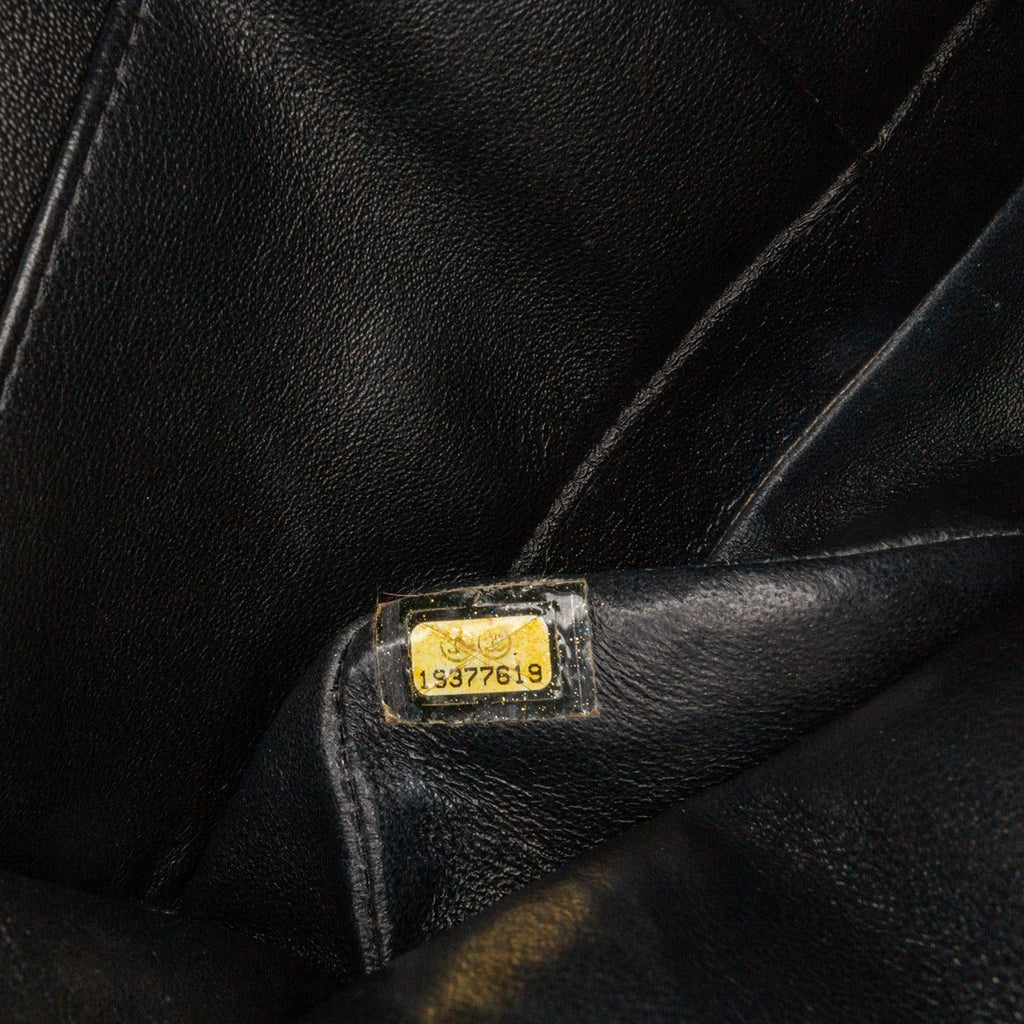 Chanel Medium Classic Patent Double Flap (SHG-p8CfGS)