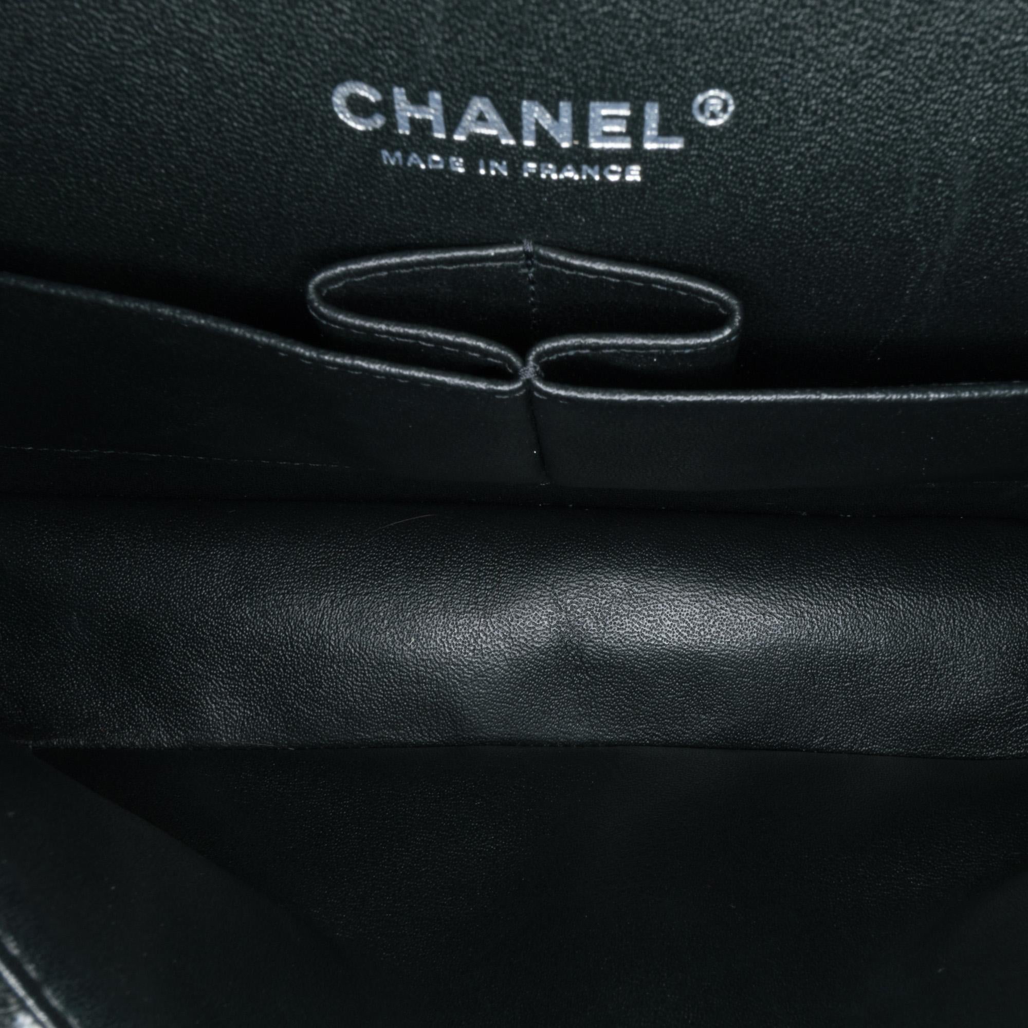 Chanel Medium Classic Tweed Double Flap (SHG-J5aO5L)