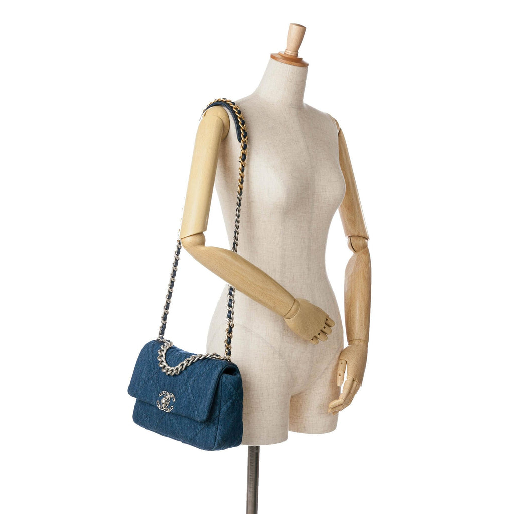 Chanel Medium Denim 19 Flap (SHG-WWUBIh)